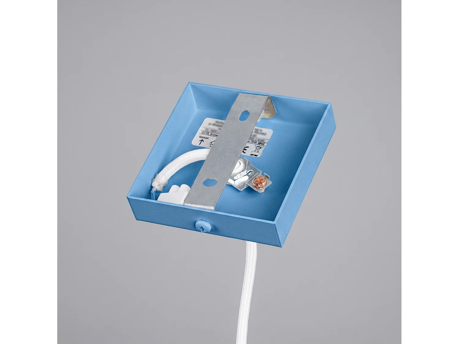 Lampe suspendue minimaliste en aluminium - 1 sources lumineuses - L.8 x H.118 cm - bleu clair