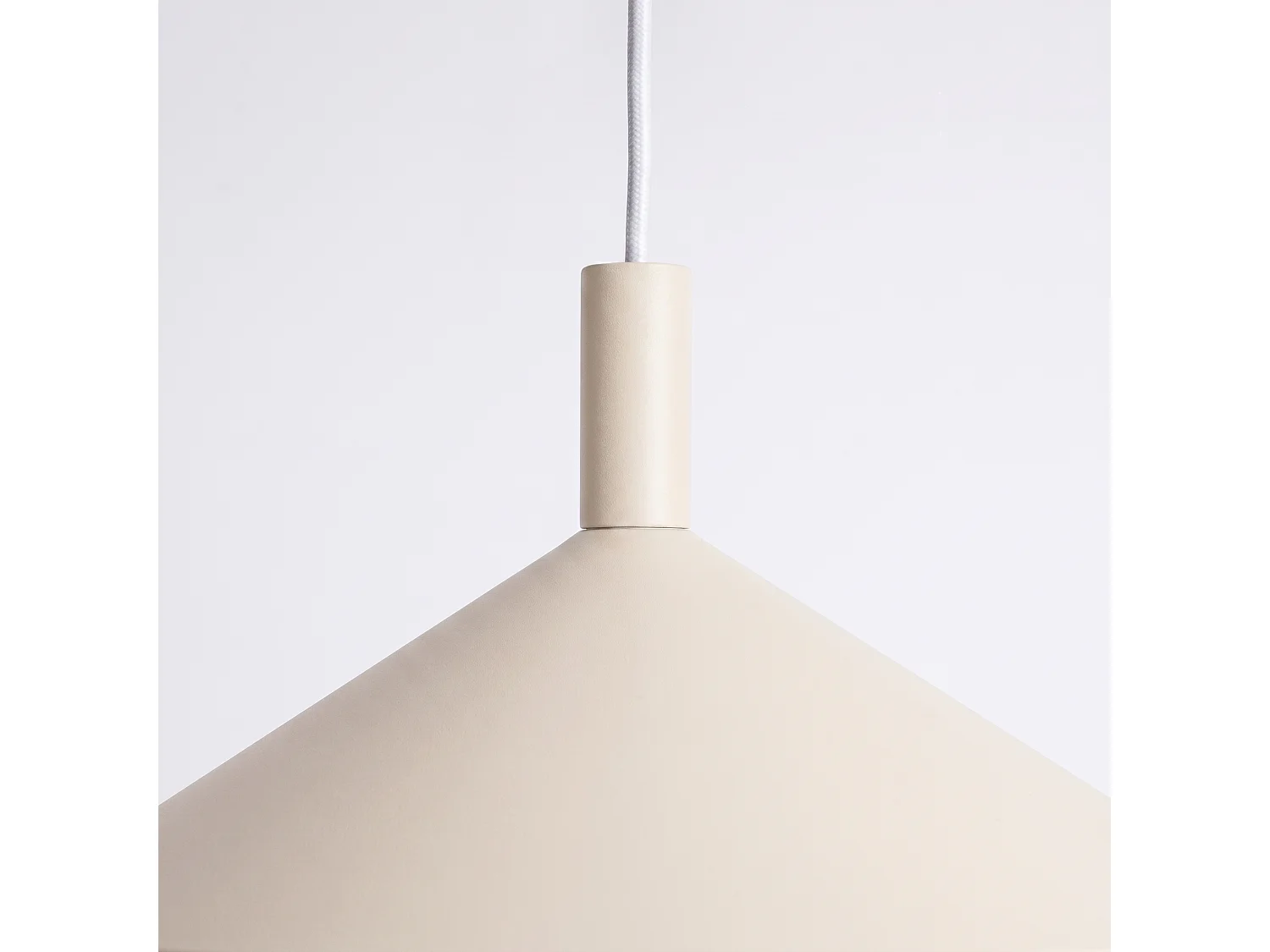 Lampes suspendues NOX moderne en acier - 1 sources lumineuses - L.40 x H.135 cm - beige