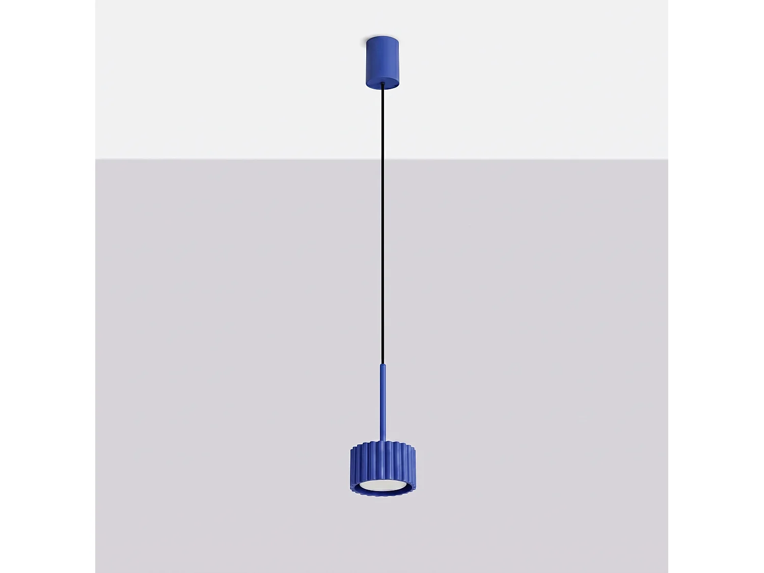 Lampe suspendue minimaliste en aluminium - 1 sources lumineuses - L.10 x H.125 cm - outremer