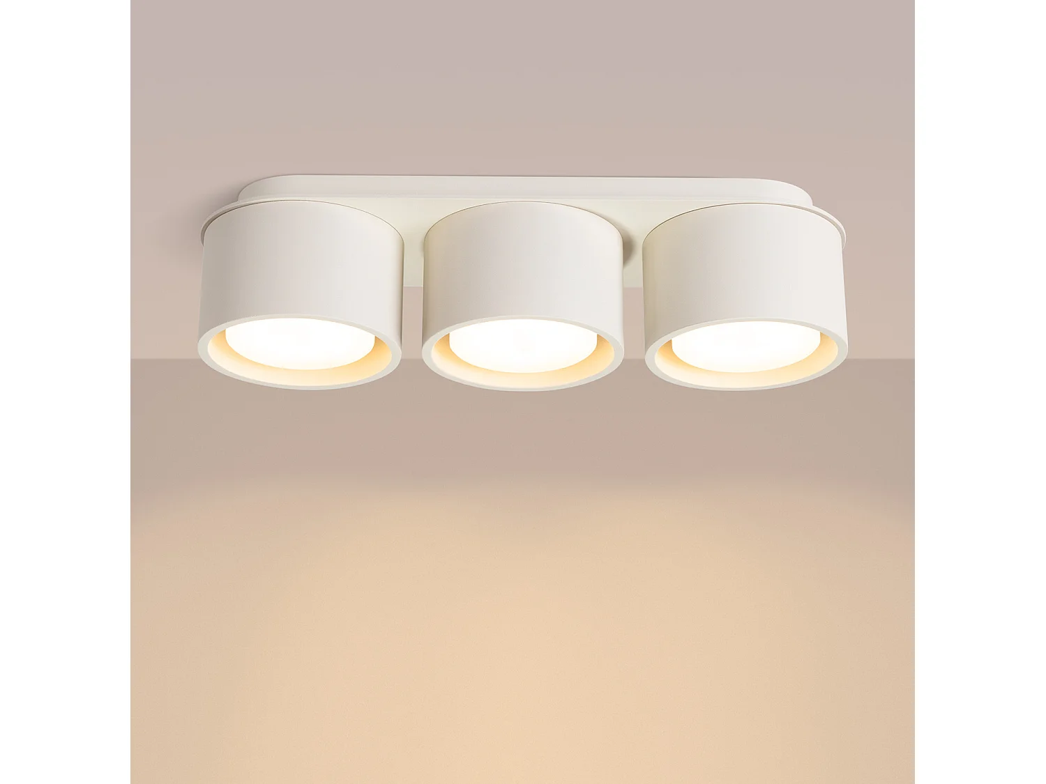 Plafonnier minimaliste en aluminium - 3 sources lumineuses - L.32,4 x H.8,2 cm - beige
