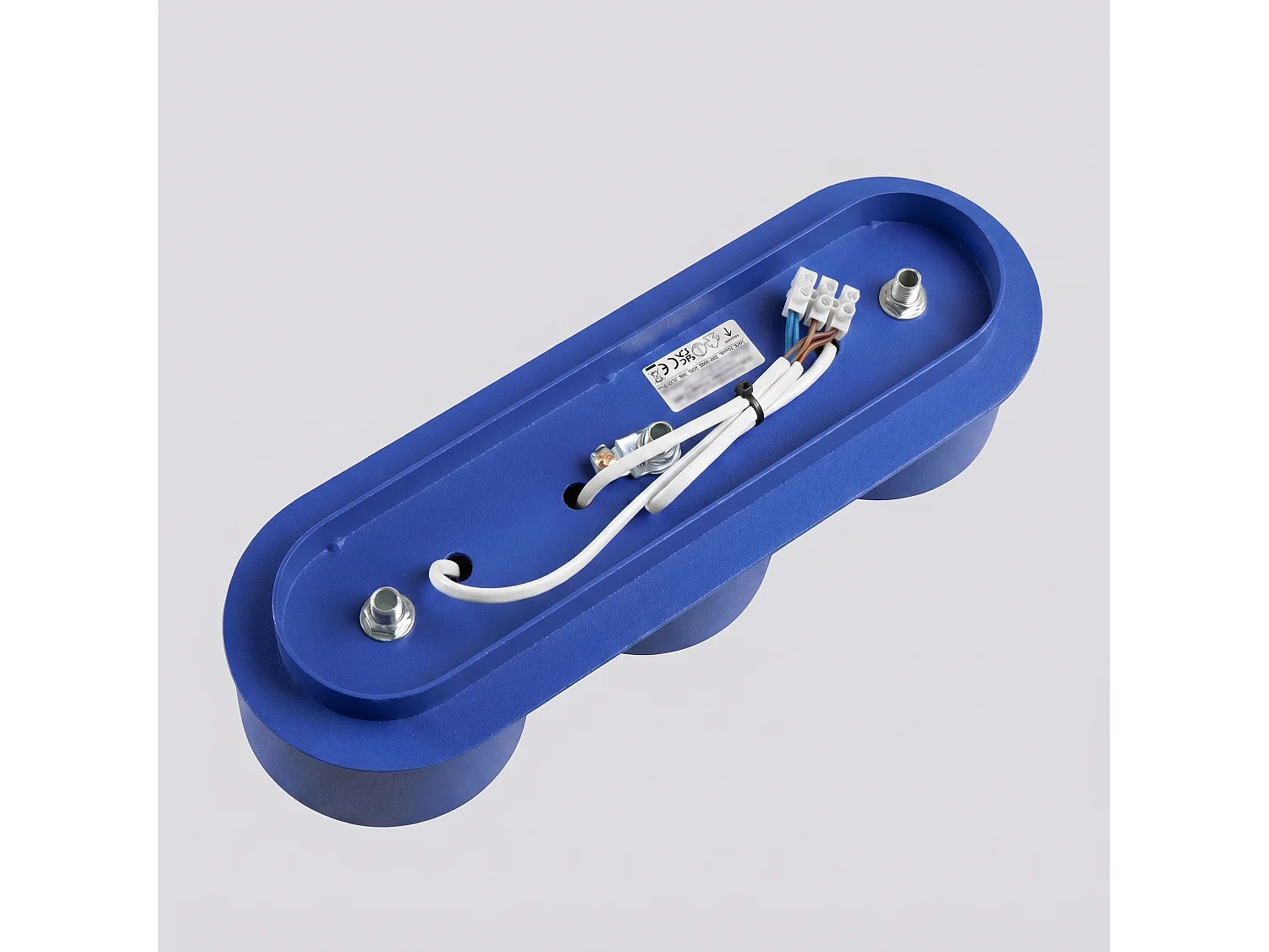 Plafonnier minimaliste en aluminium - 3 sources lumineuses - L.32,4 x H.8,2 cm - outremer