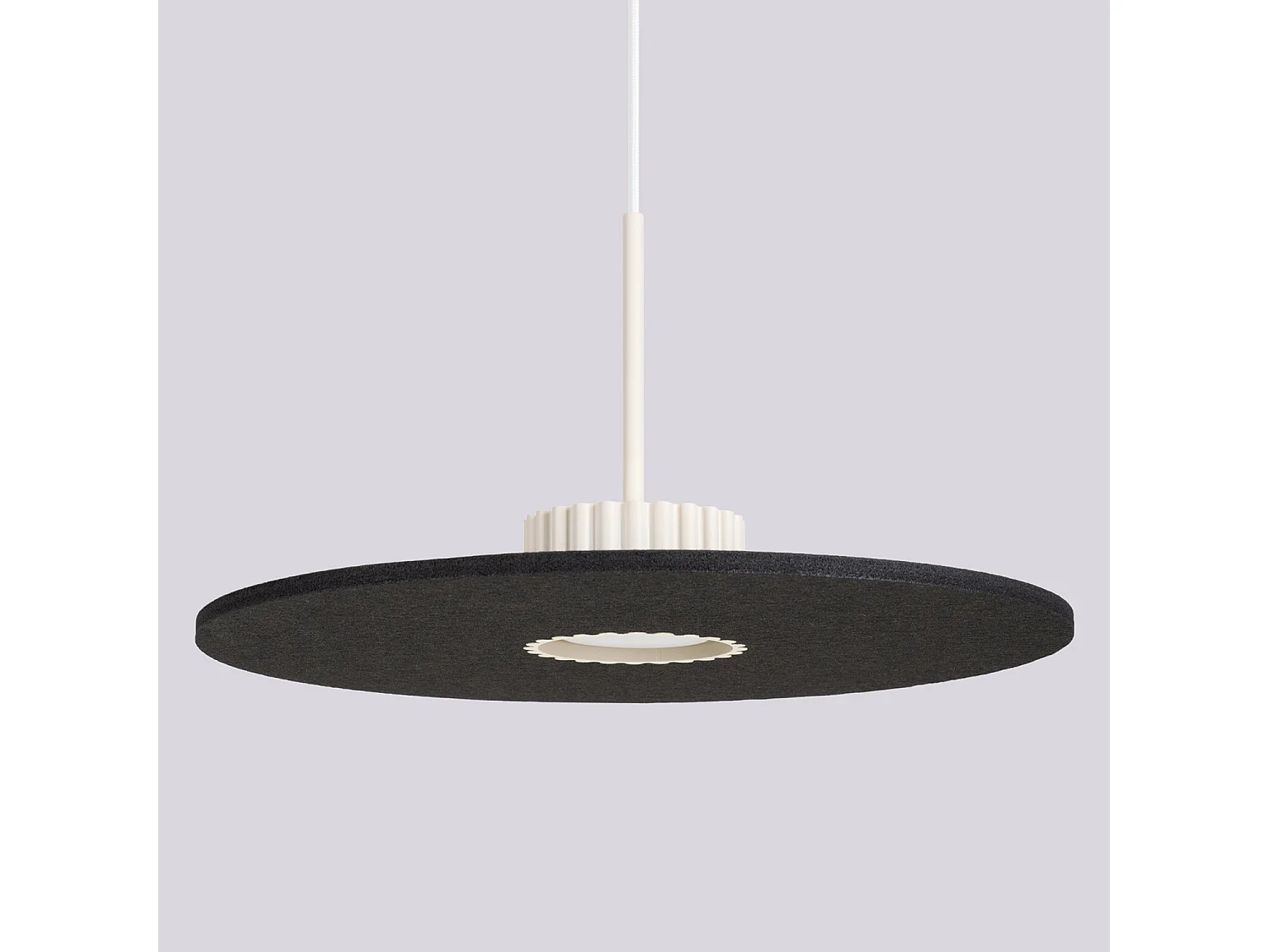 Hanglampen OVO minimalistisch van  - 1 lichtbronnen - L.40 x H.125 cm - beige/zwart