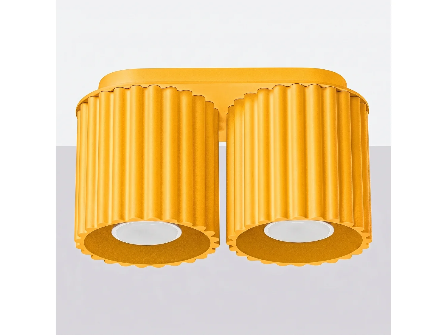 Plafonnier minimaliste en aluminium - 2 sources lumineuses - L.21 x H.12 cm - jaune