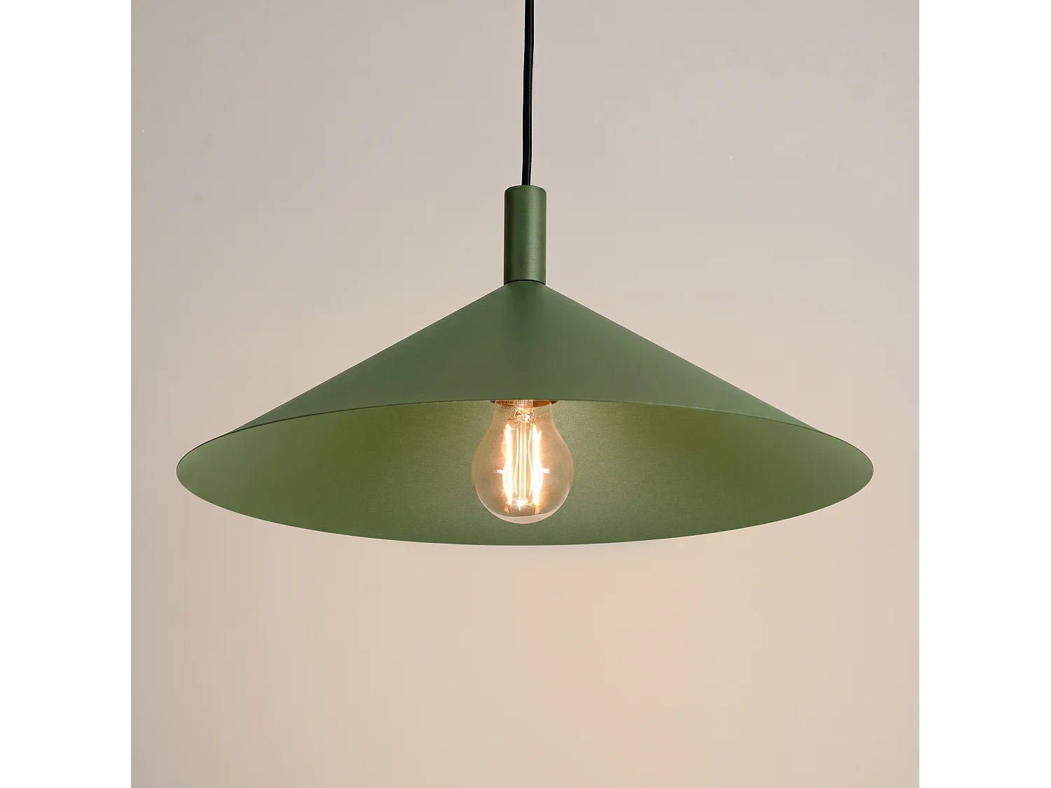 Lampes suspendues NOX moderne en acier - 1 sources lumineuses - L.40 x H.135 cm - vert olive