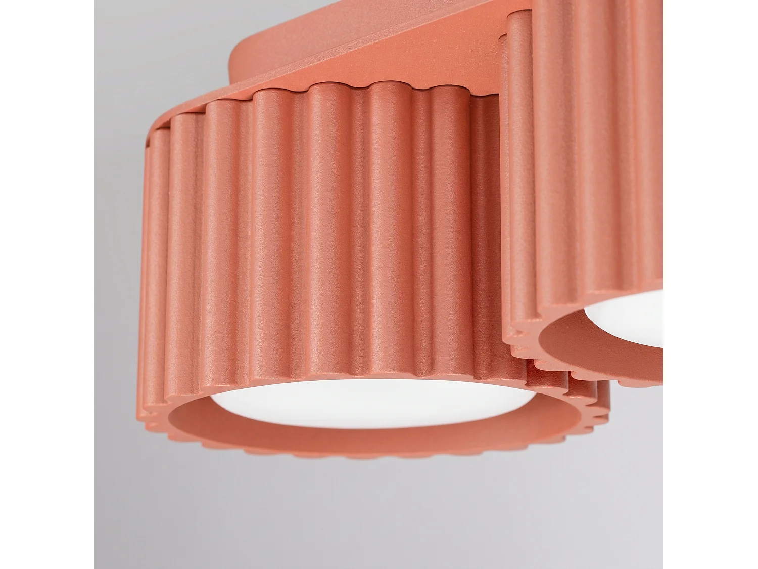 Plafonnier minimaliste en aluminium - 3 sources lumineuses - L.32,5 x H.8 cm - pêche