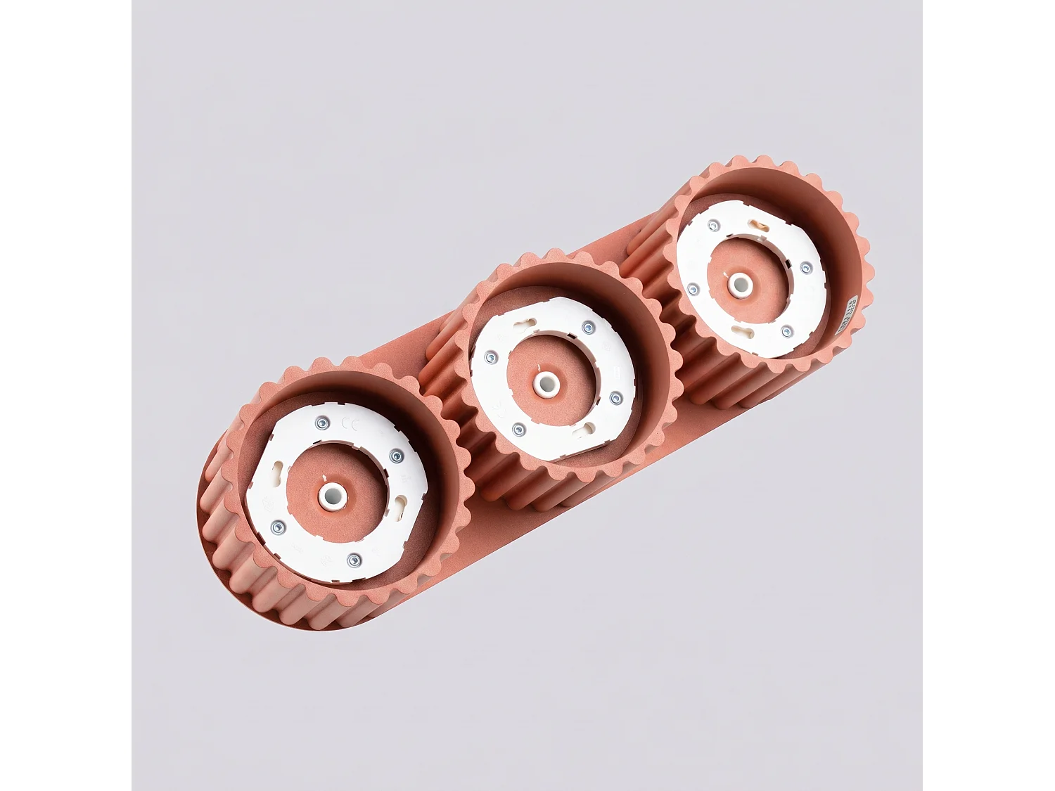 Plafonnier minimaliste en aluminium - 3 sources lumineuses - L.32,5 x H.8 cm - pêche