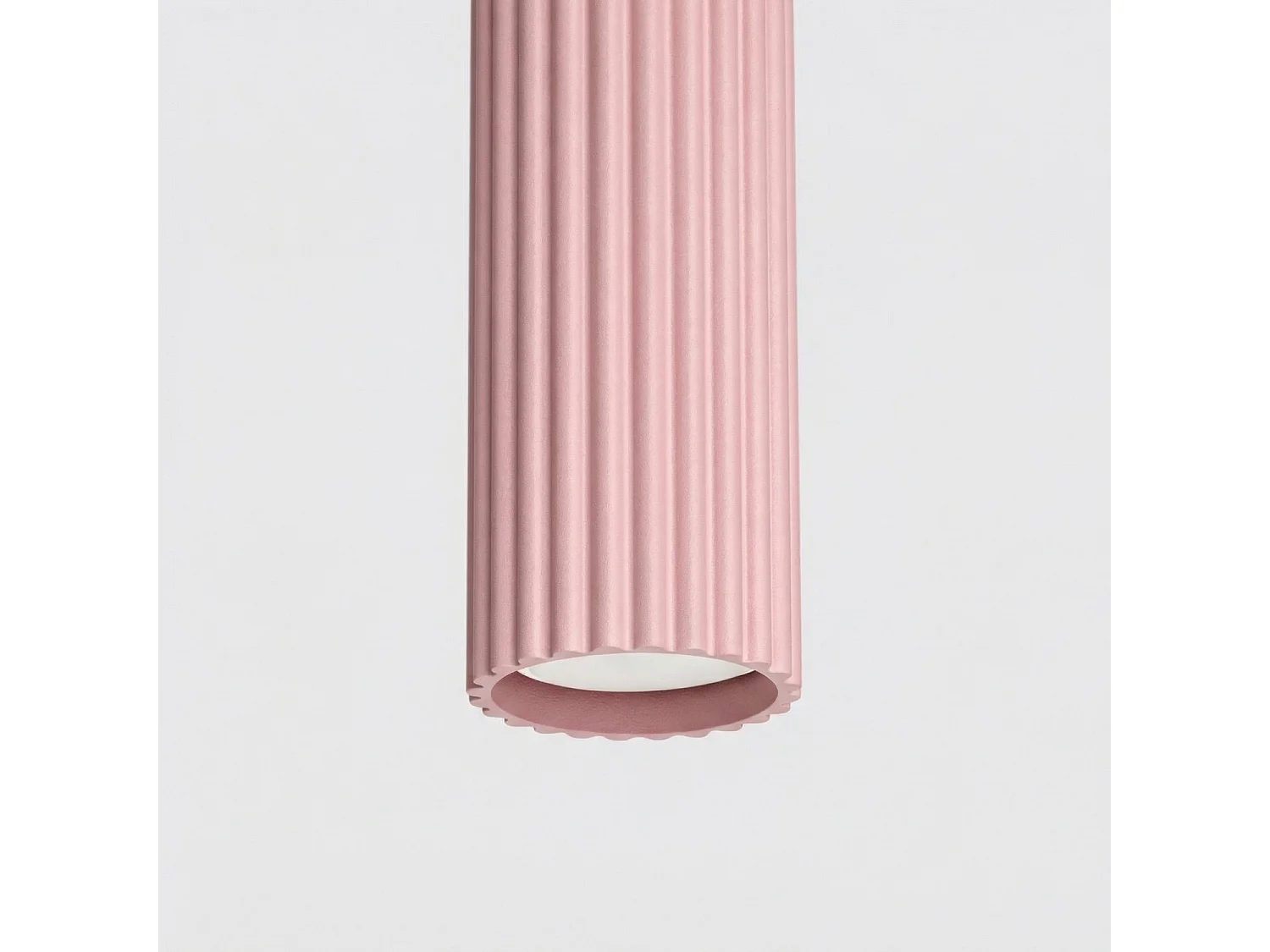 Lampe suspendue minimaliste en aluminium - 1 sources lumineuses - L.8 x H.118 cm - rose