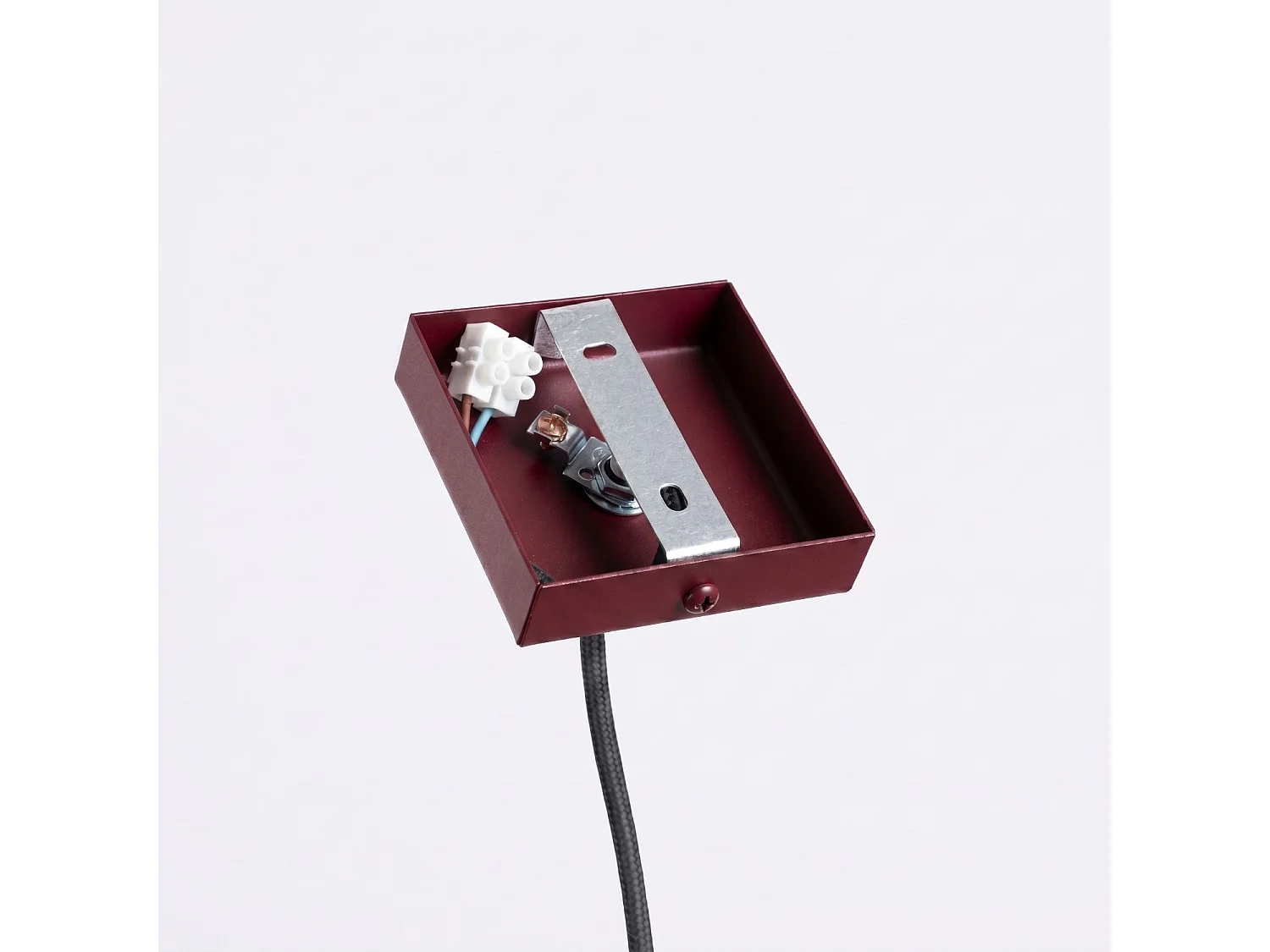 Lampe suspendue minimaliste en aluminium - 1 sources lumineuses - L.8 x H.118 cm - bordeaux