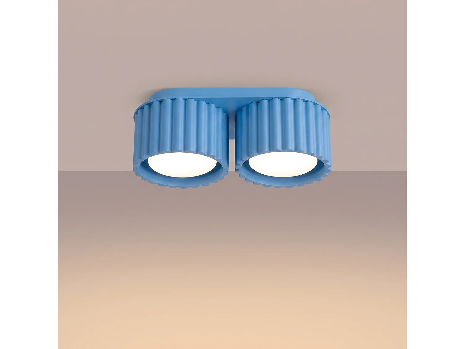 Plafonnier minimaliste en aluminium - 2 sources lumineuses - L.21 x H.8 cm - bleu clair