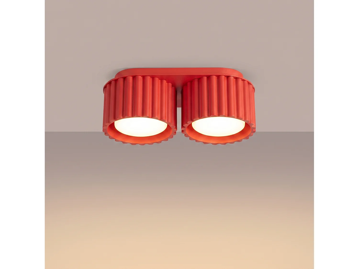 Plafonnier minimaliste en aluminium - 2 sources lumineuses - L.21 x H.8 cm - rouge
