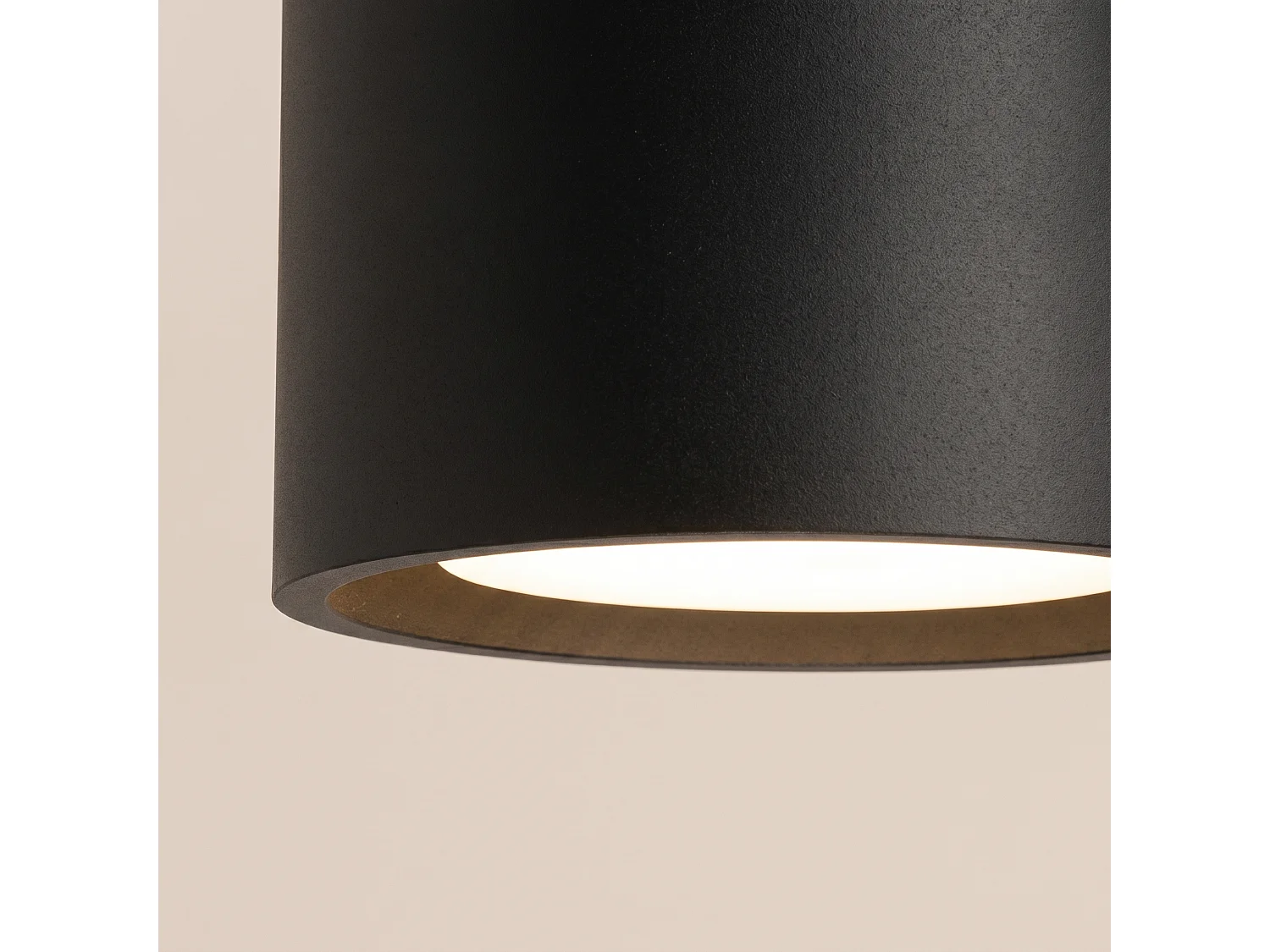 Plafonnier minimaliste en aluminium - 2 sources lumineuses - L.21 x H.8 cm - noir