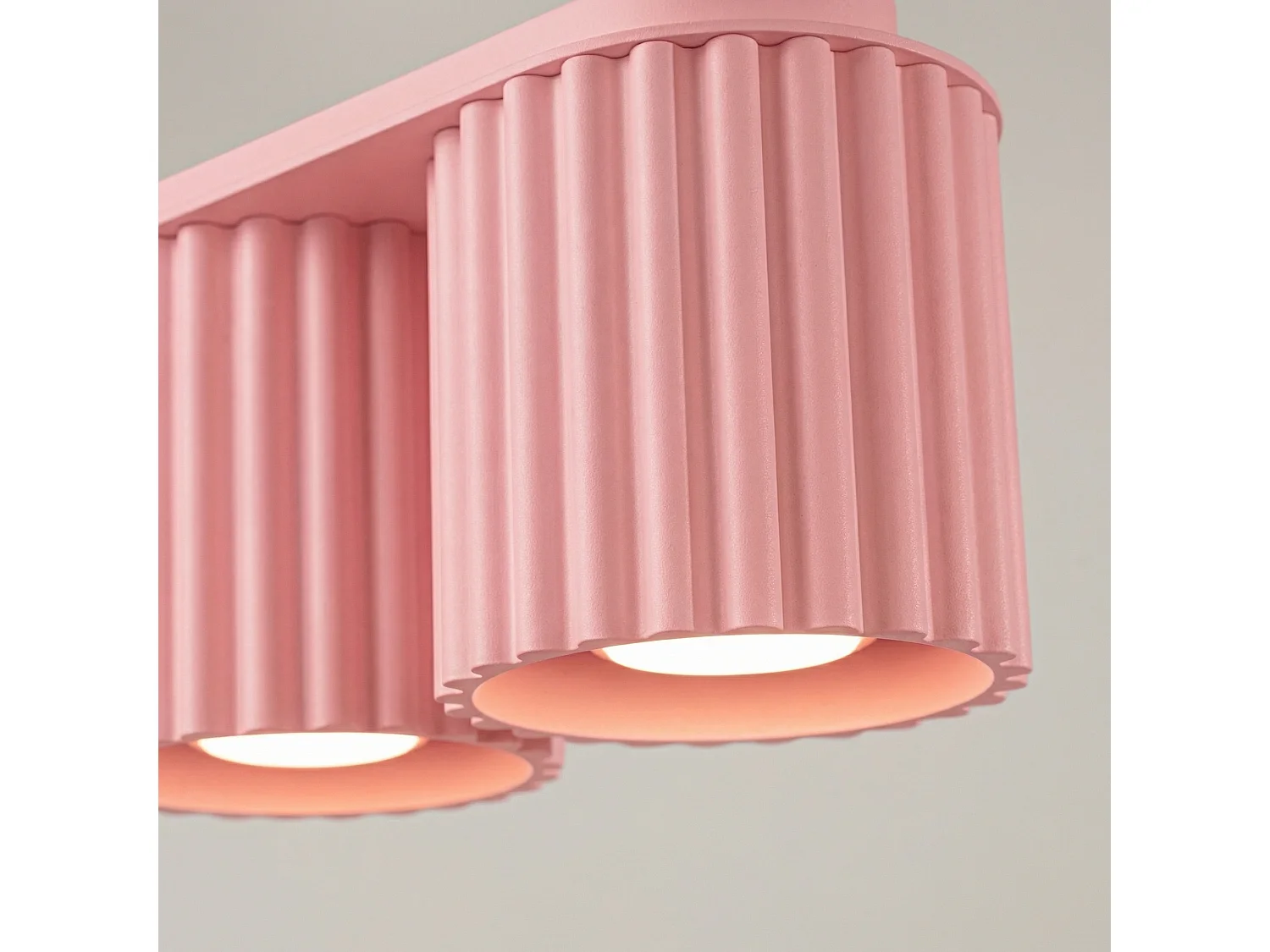 Plafonnier minimaliste en aluminium - 2 sources lumineuses - L.21 x H.12 cm - rose