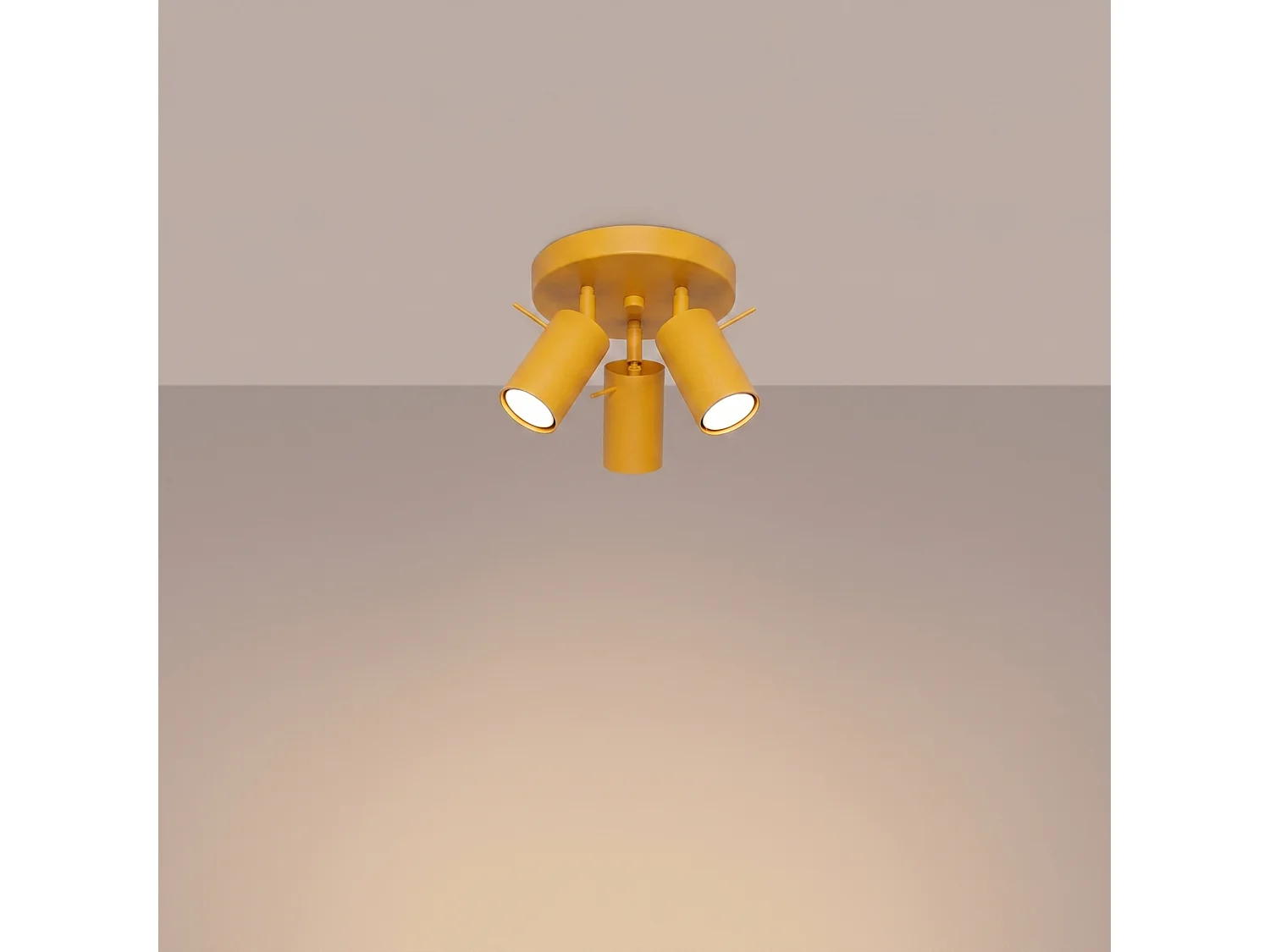 Plafonnier moderne en acier - 3 sources lumineuses - L.25,7 x H.14,5 cm - jaune