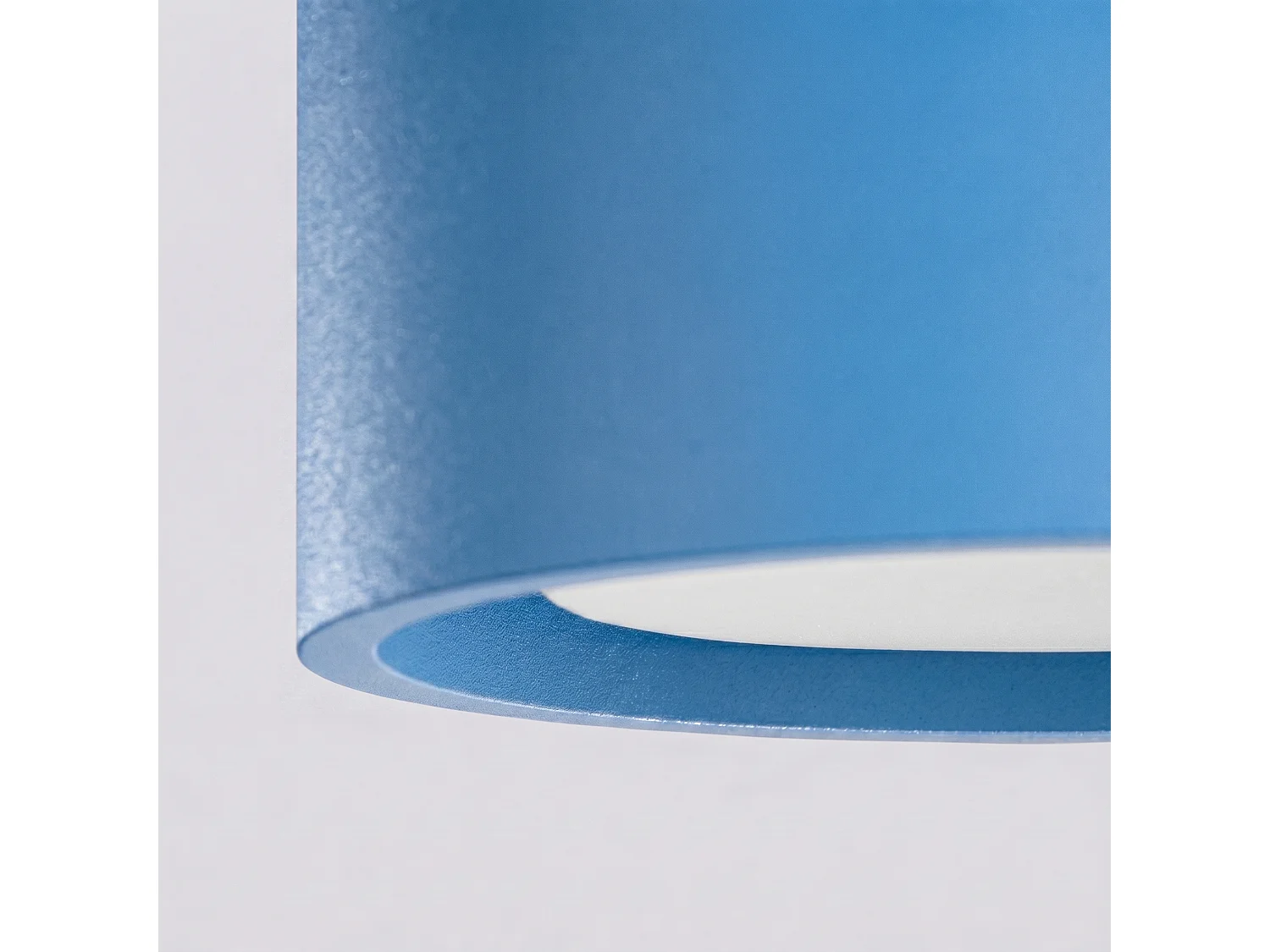 Plafonnier minimaliste en aluminium - 2 sources lumineuses - L.21 x H.8 cm - bleu clair