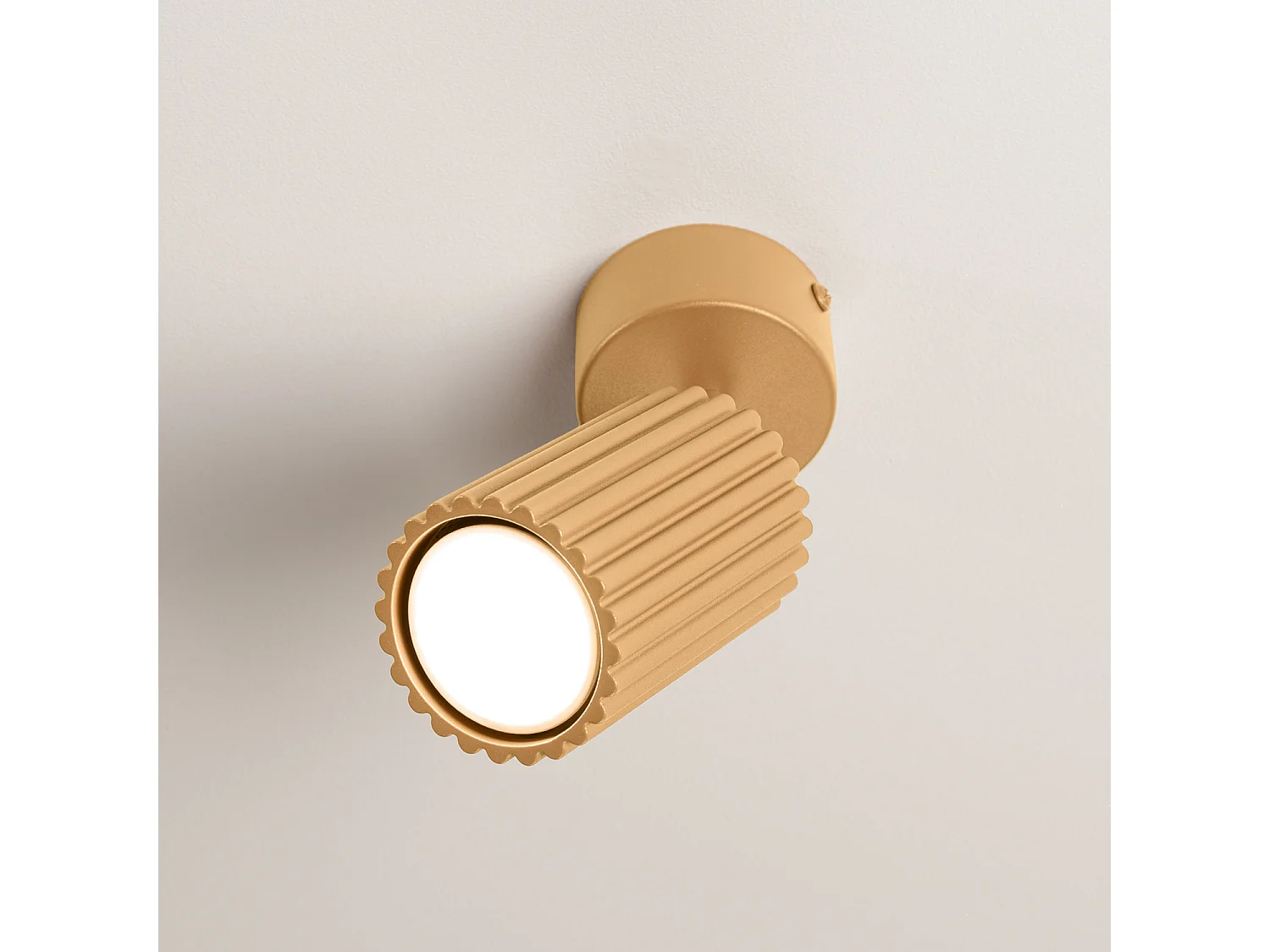 Plafonniers KARBON minimaliste en aluminium - 1 sources lumineuses - L.7 x H.18 cm - doré