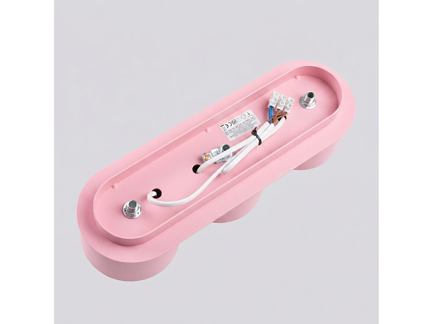 Plafonnier minimaliste en aluminium - 3 sources lumineuses - L.32,4 x H.8,2 cm - rose