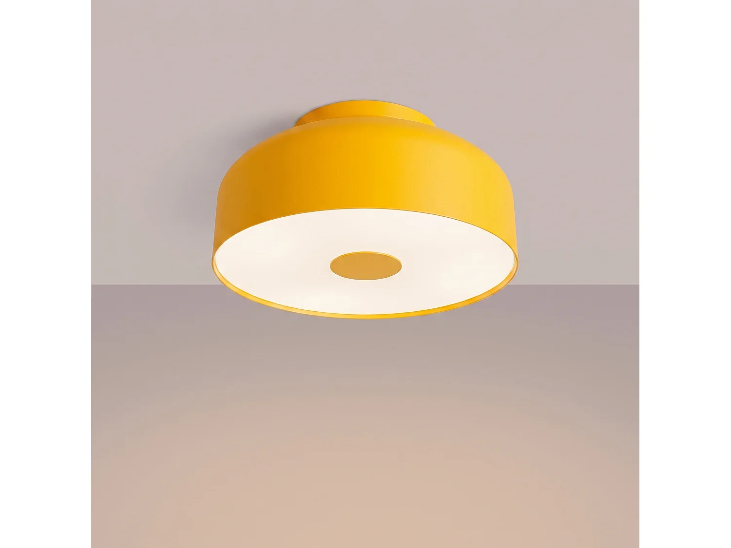 Plafonnier moderne en acier/PVC - 4 sources lumineuses - L.30 x H.15 cm - jaune