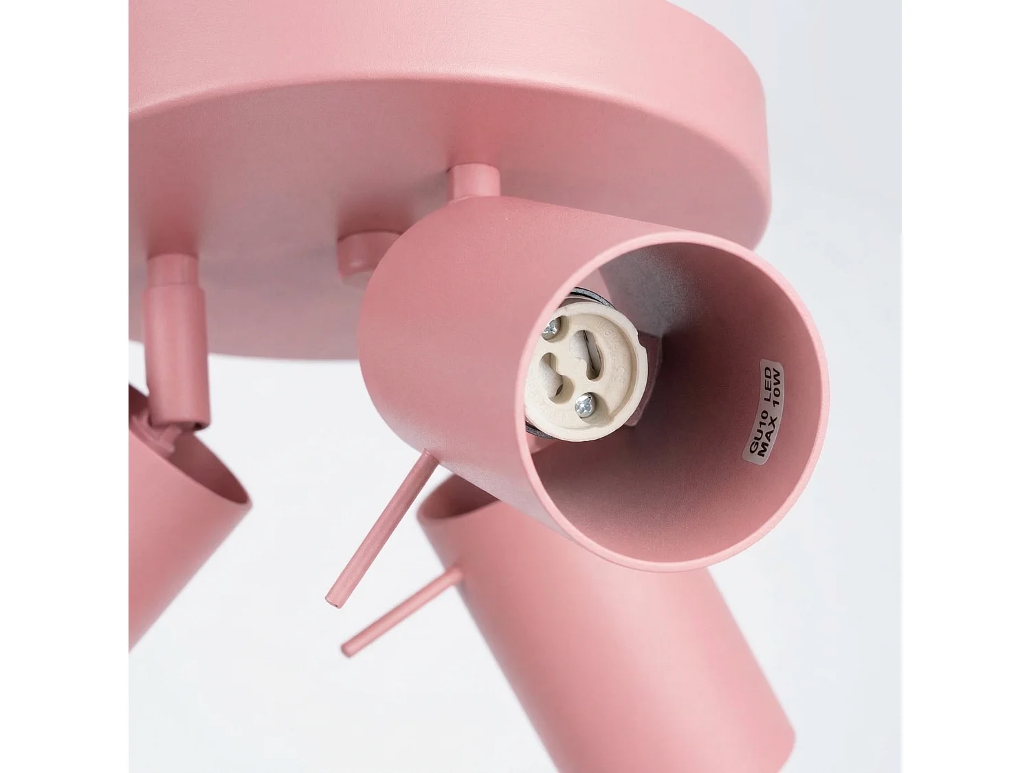 Plafonnier moderne en acier - 3 sources lumineuses - L.25,7 x H.14,5 cm - rose