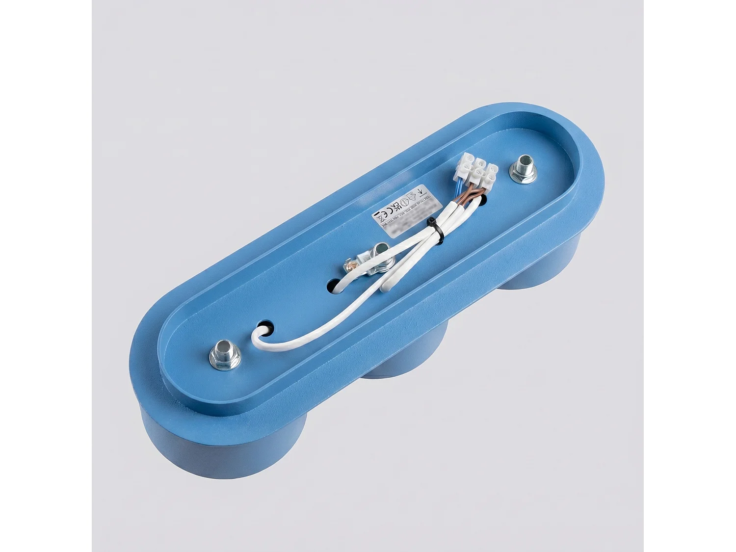Plafonnier minimaliste en aluminium - 3 sources lumineuses - L.32,4 x H.8,2 cm - bleu clair