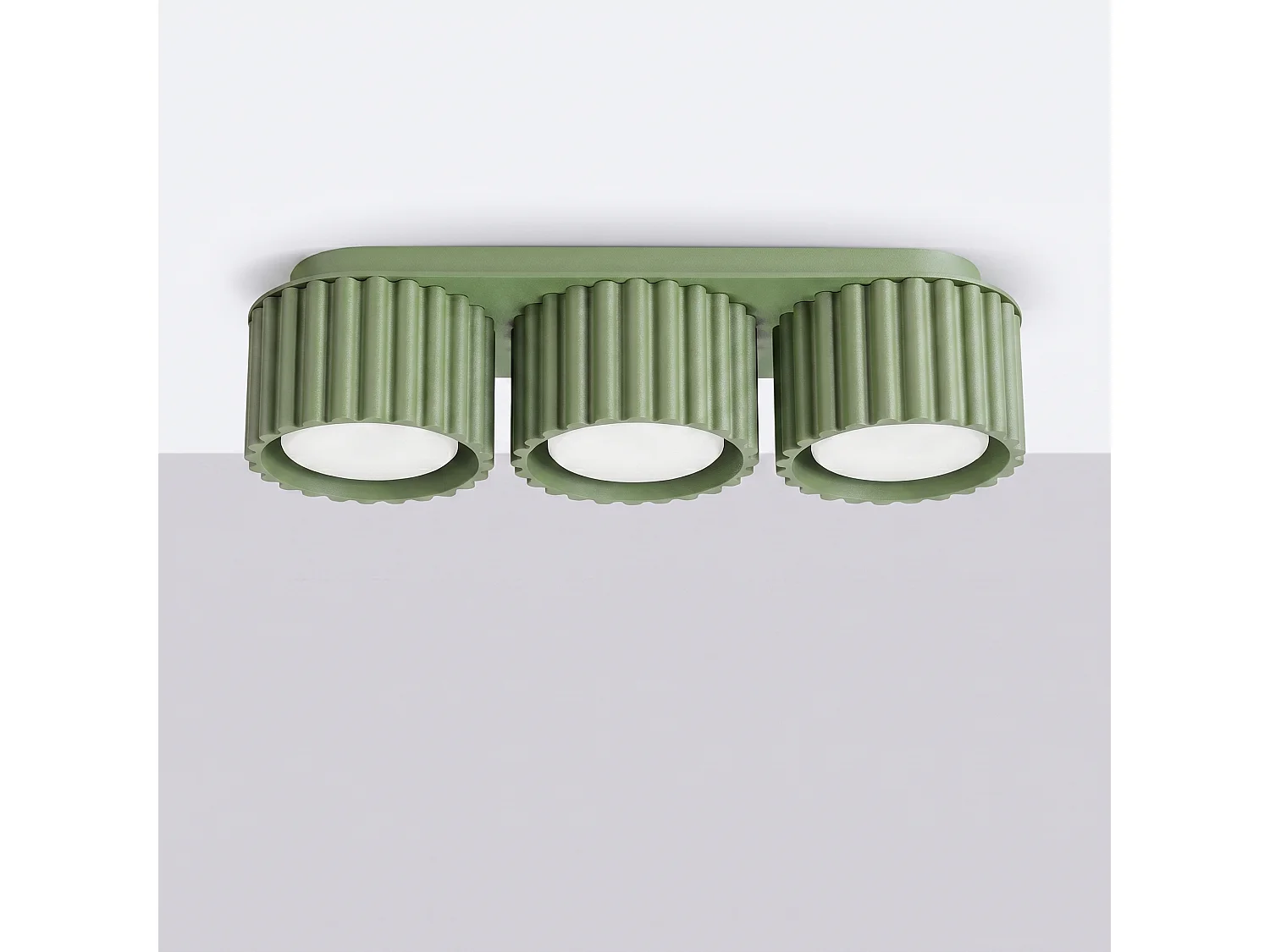 Plafonnier minimaliste en aluminium - 3 sources lumineuses - L.32,5 x H.8 cm - sauge