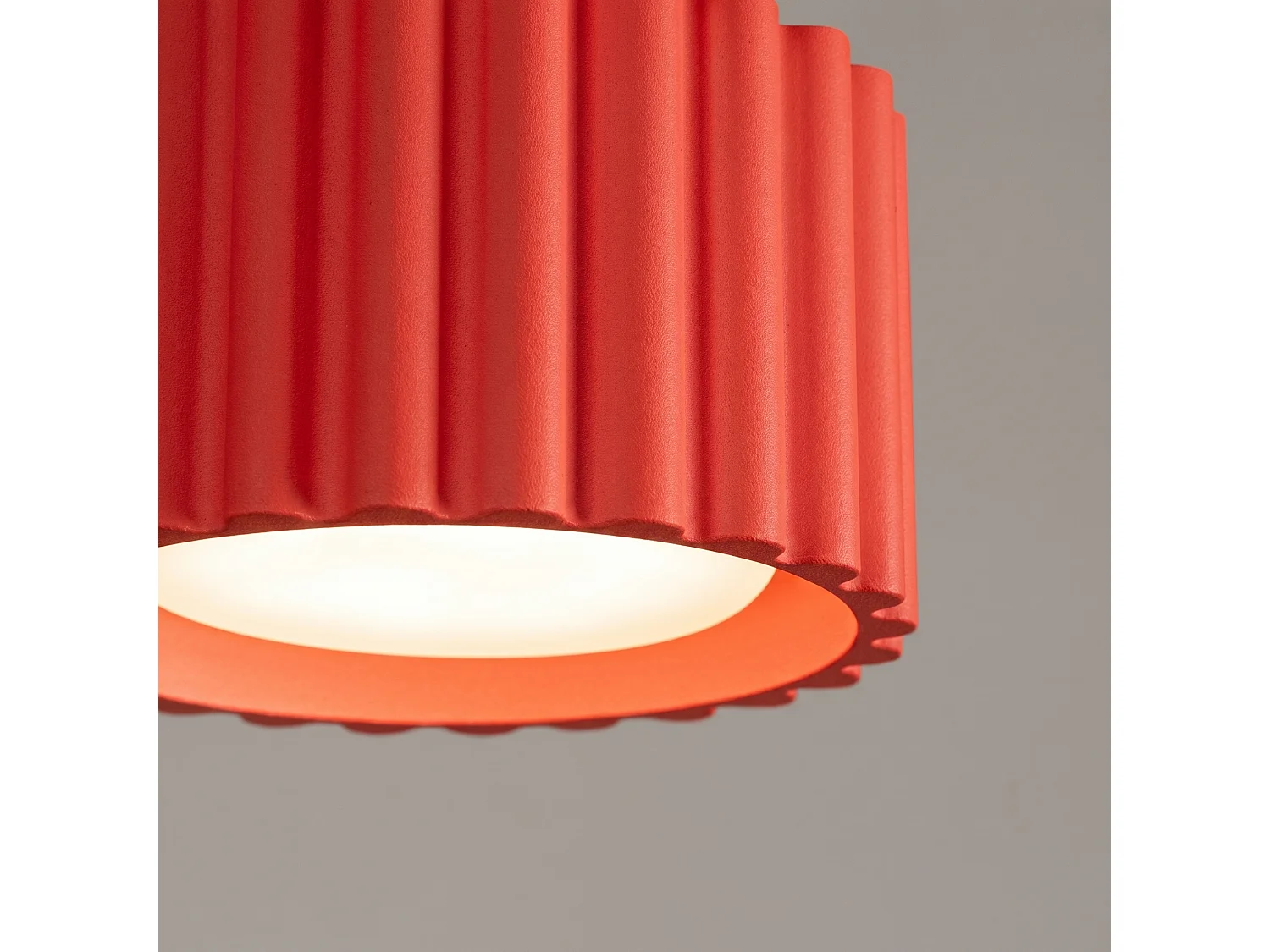 Plafonnier minimaliste en aluminium - 1 sources lumineuses - L.10 x H.6 cm - rouge