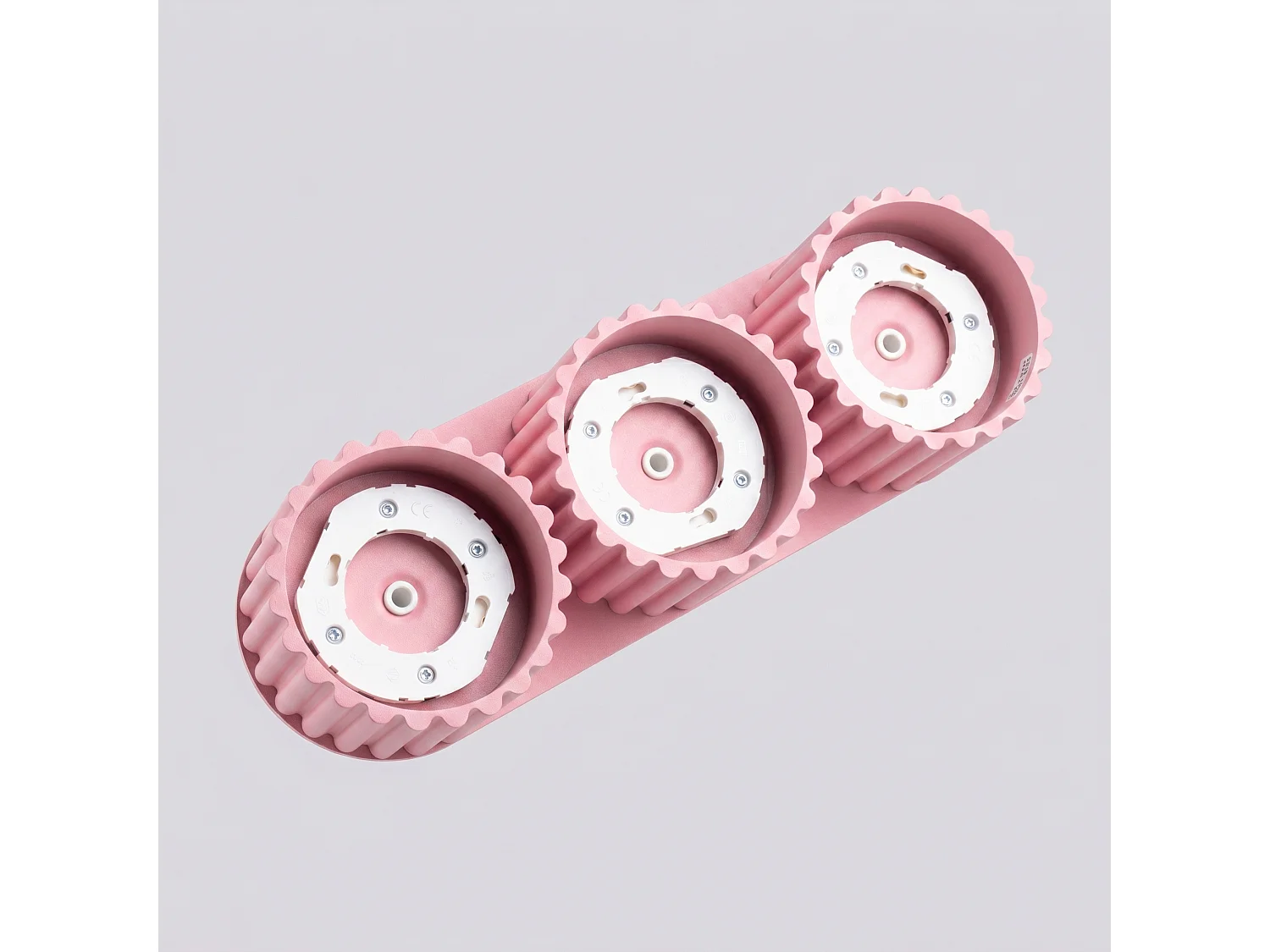 Plafonnier minimaliste en aluminium - 3 sources lumineuses - L.32,5 x H.8 cm - rose