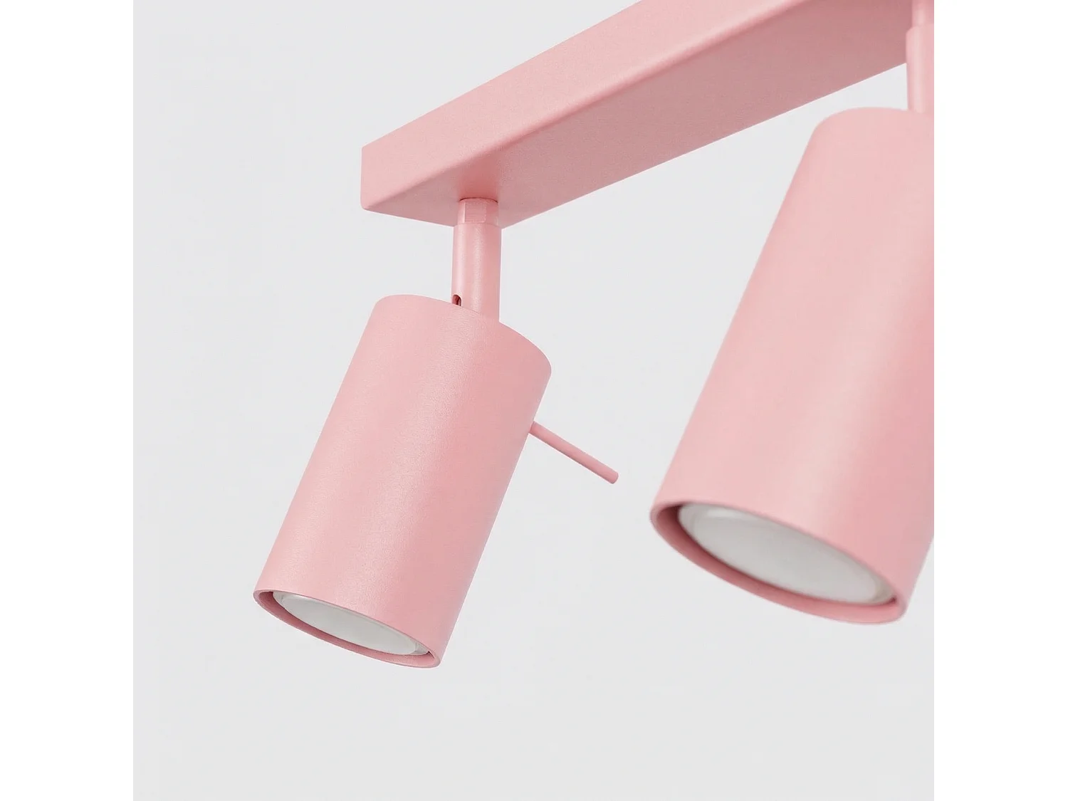 Plafonnier moderne en acier - 4 sources lumineuses - L.80 x H.16 cm - rose