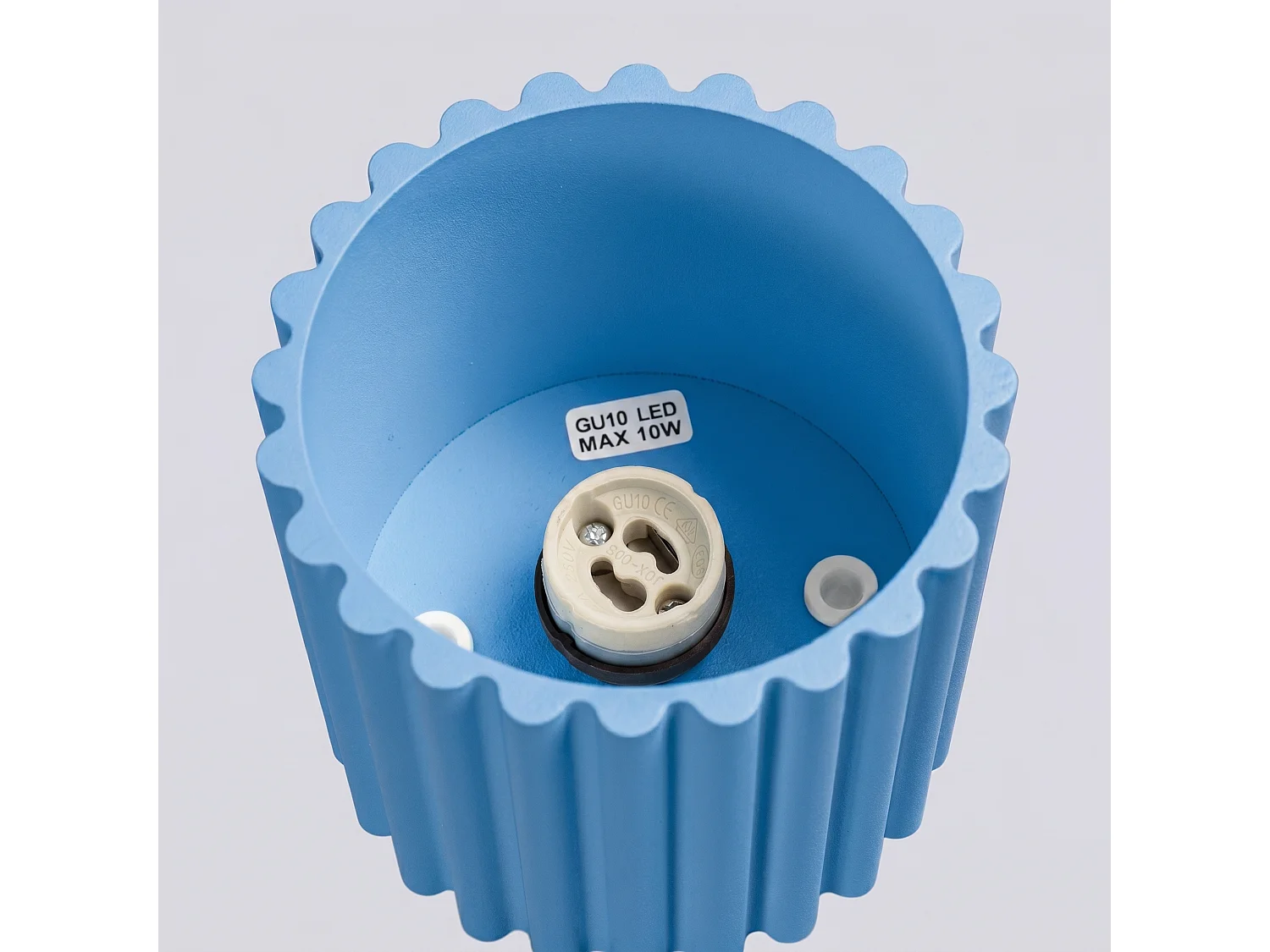 Plafonnier minimaliste en aluminium - 1 sources lumineuses - L.10 x H.10 cm - bleu clair
