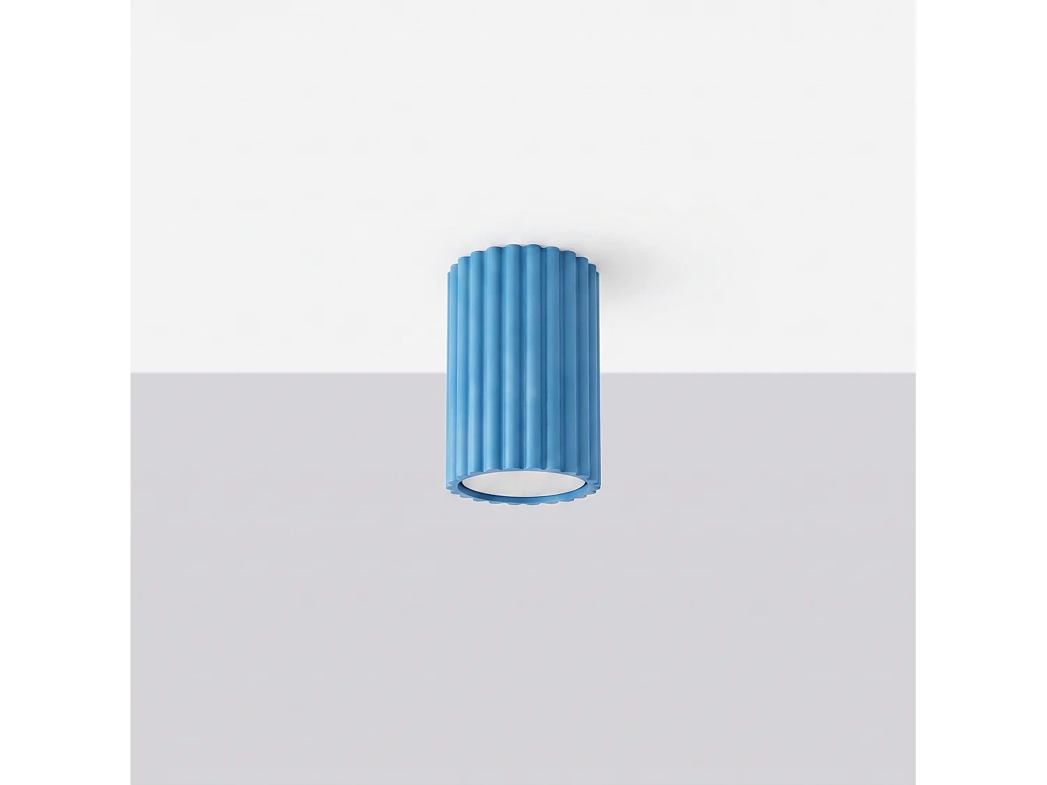 Plafonnier minimaliste en aluminium - 1 sources lumineuses - L.6,5 x H.10 cm - bleu clair