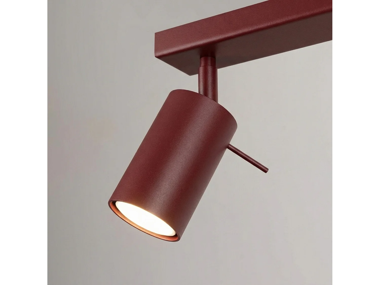 Plafonnier moderne en acier - 6 sources lumineuses - L.118 x H.16 cm - bordeaux