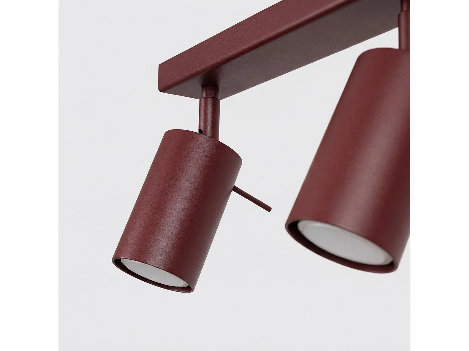 Plafonnier moderne en acier - 6 sources lumineuses - L.118 x H.16 cm - bordeaux