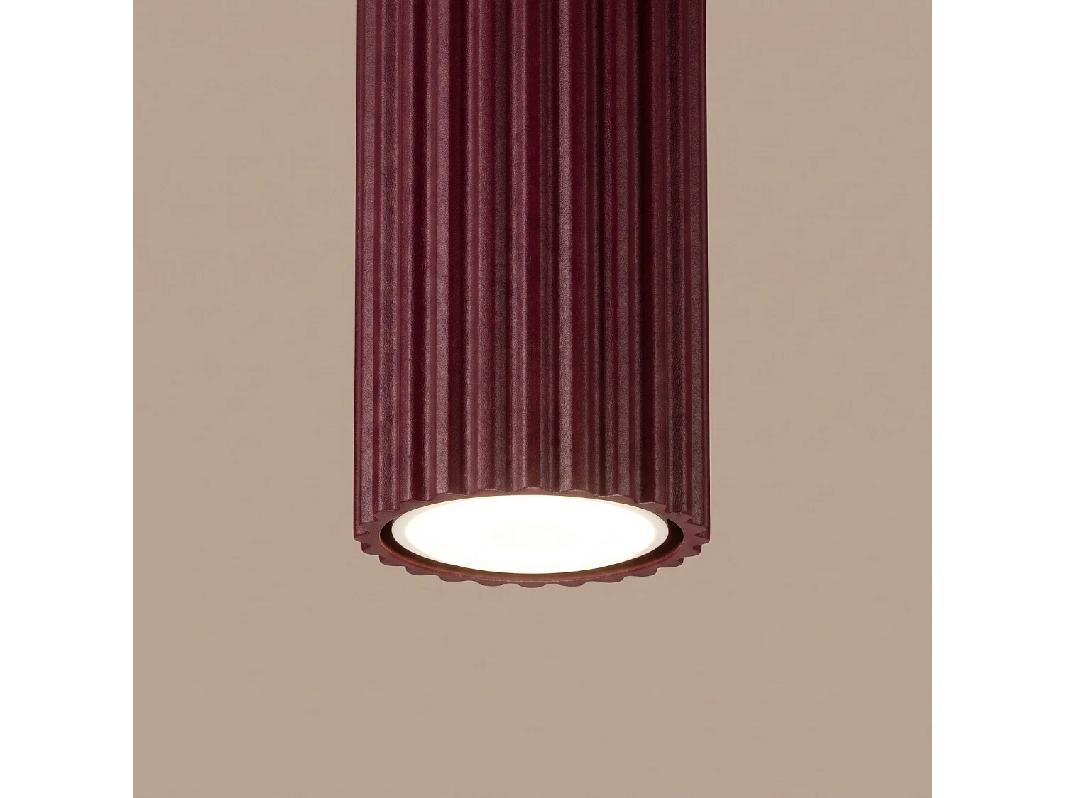 Plafonnier minimaliste en aluminium - 1 sources lumineuses - L.6,5 x H.10 cm - bordeaux