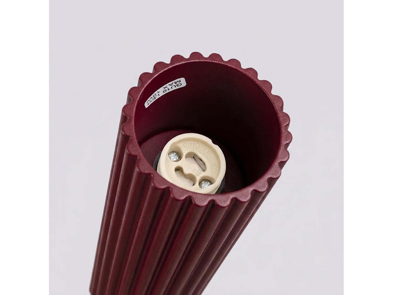 Plafonnier minimaliste en aluminium - 1 sources lumineuses - L.6,5 x H.10 cm - bordeaux