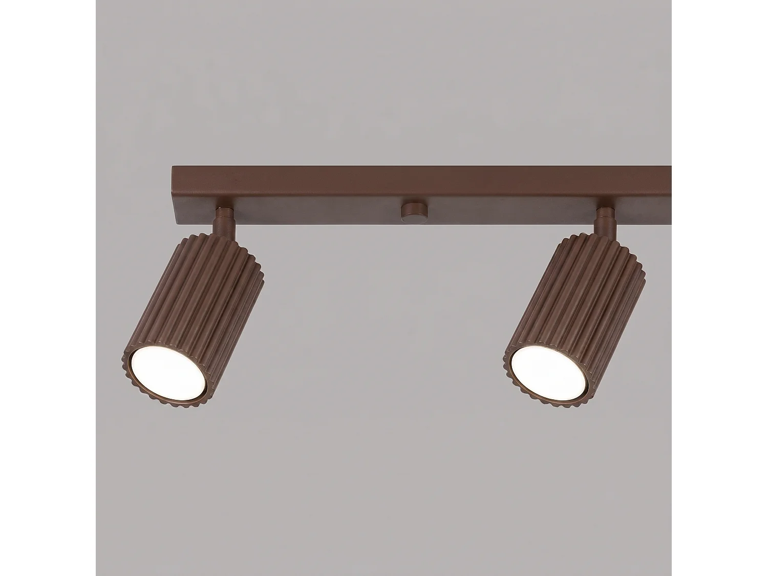 Plafonnier minimaliste en aluminium - 4 sources lumineuses - L.81 x H.16,5 cm - marron