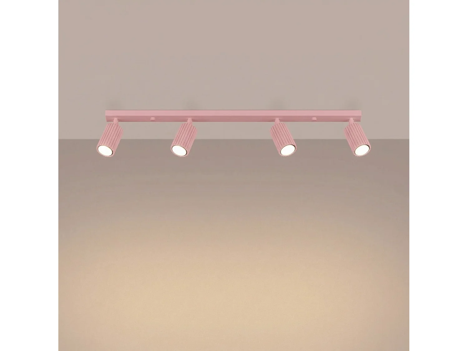 Plafonnier minimaliste en aluminium - 4 sources lumineuses - L.81 x H.16,5 cm - rose