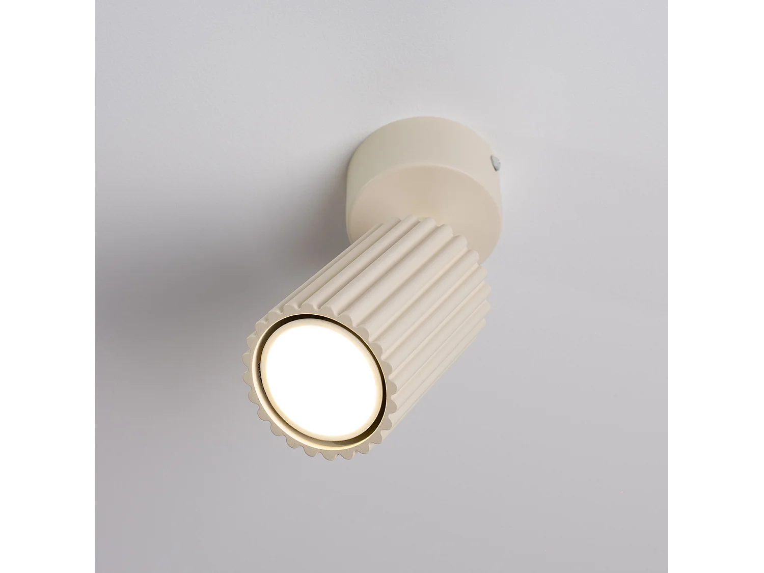 Plafonniers KARBON minimaliste en aluminium - 1 sources lumineuses - L.7 x H.18 cm - beige