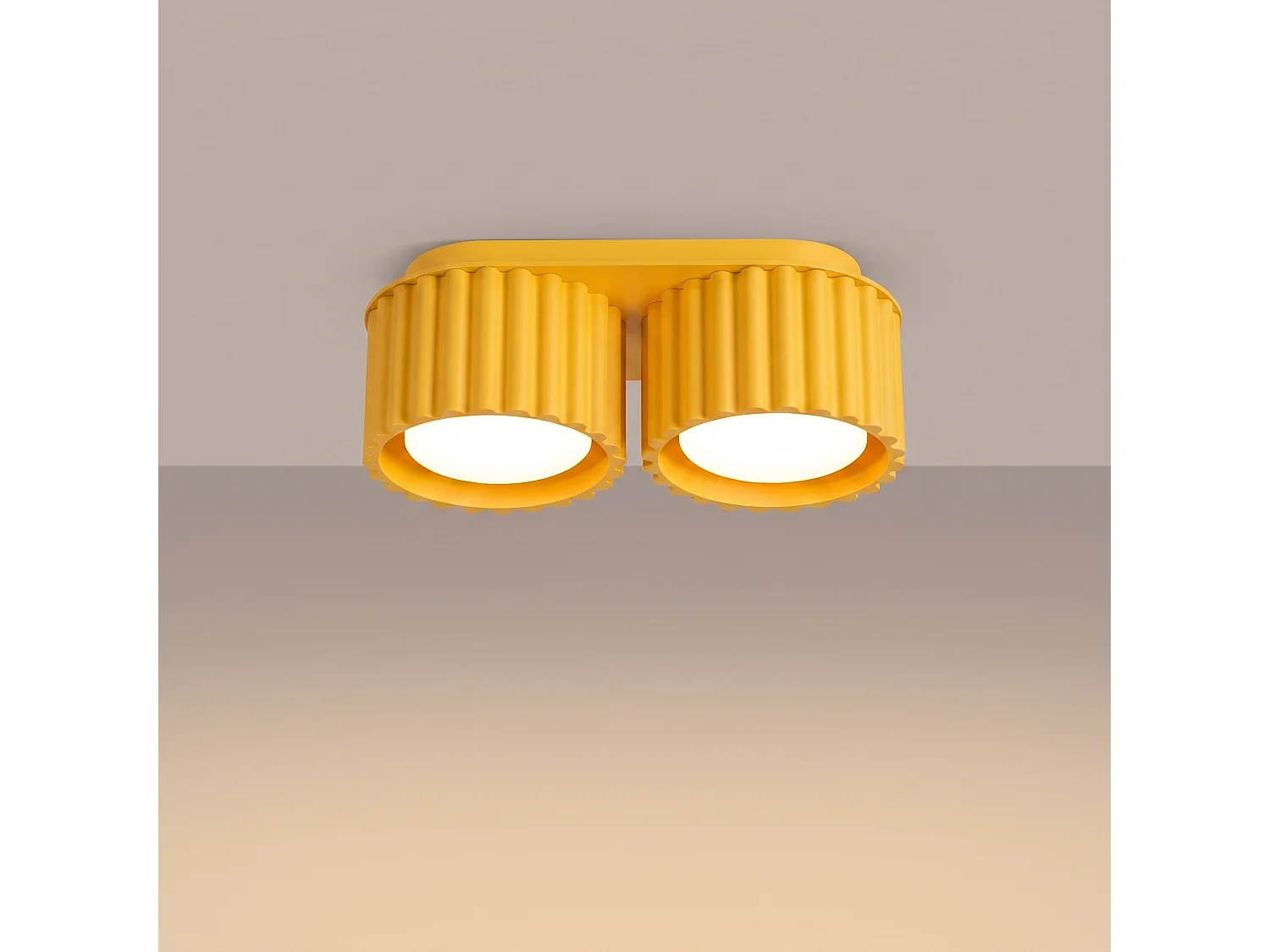 Plafonnier minimaliste en aluminium - 2 sources lumineuses - L.21 x H.8 cm - jaune