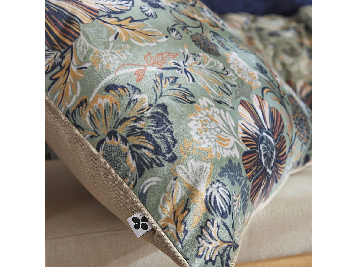 Coussin déhoussable 50x50cm velours imprimé floral coloris vert céladon - ISABEL