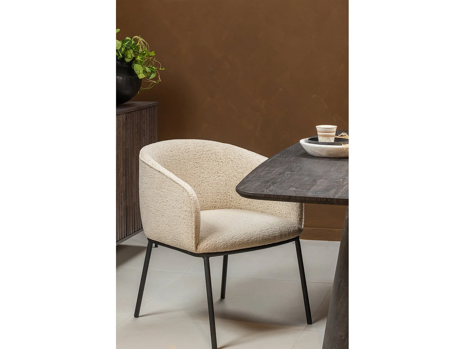 Lot de 6 fauteuils de table en bouclé LEON