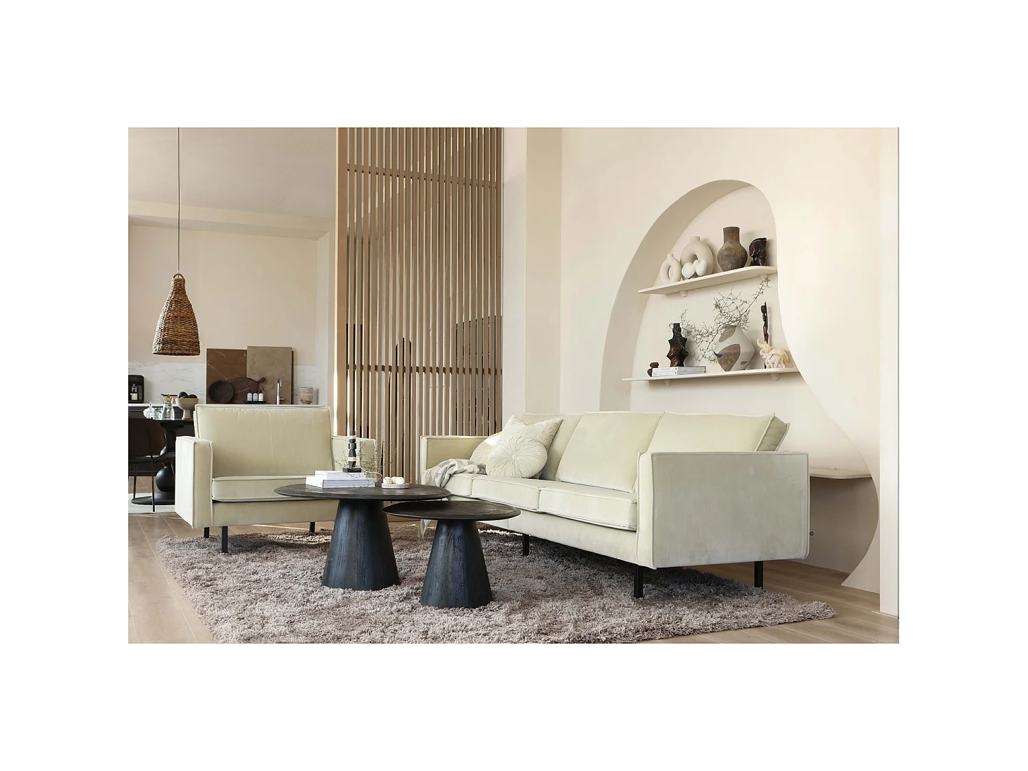 Table basse en manguier POSTURE