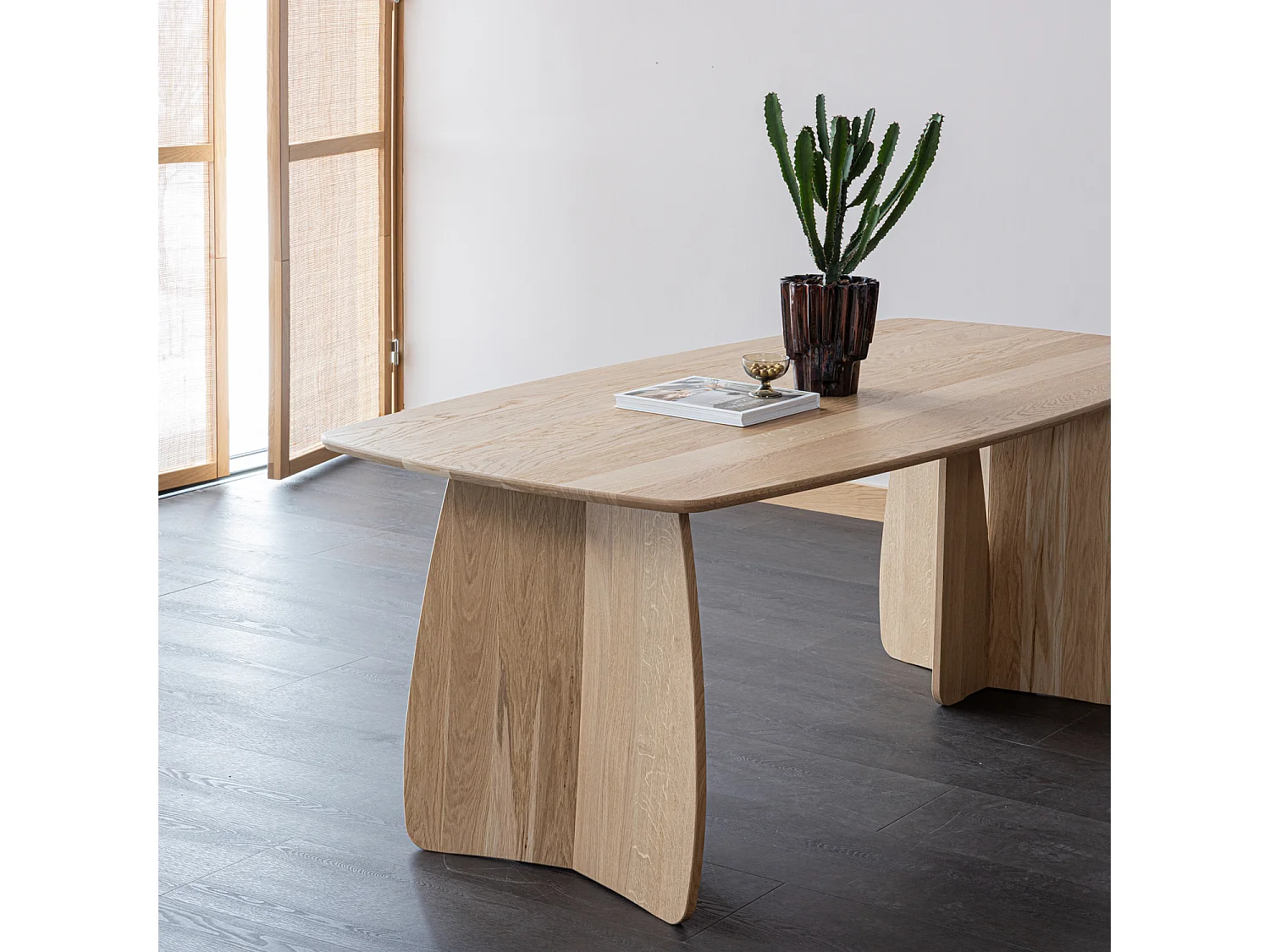 Table à manger en bois de chêne VEERE