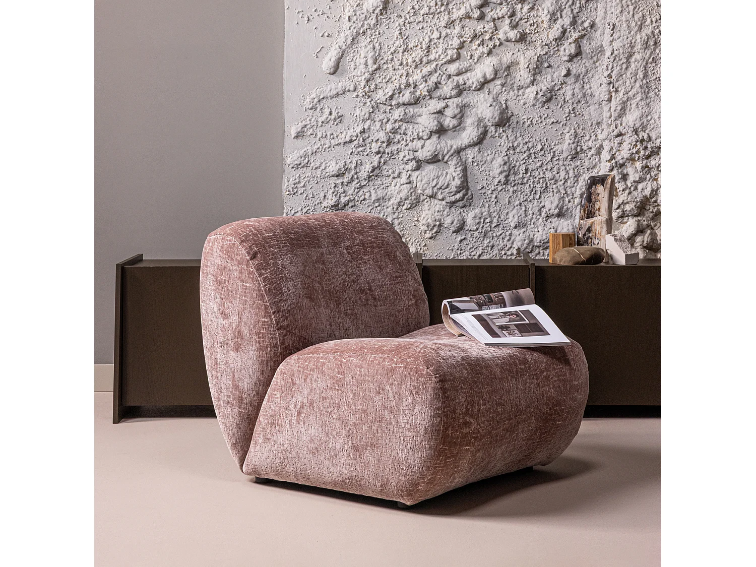 Fauteuil en velours NOMU