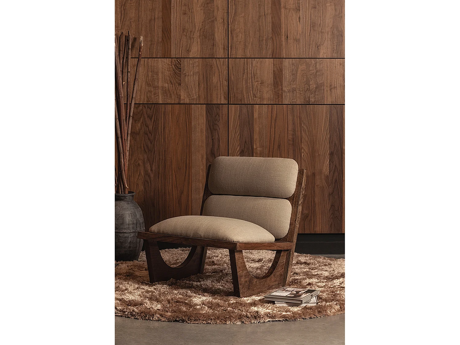 Fauteuil en bouclé et bois OPULENT