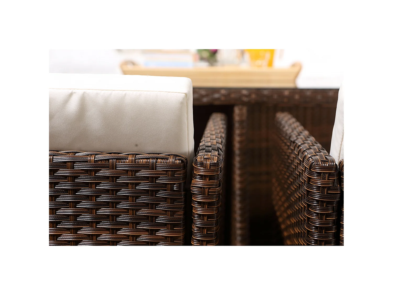 Salon de jardin 8 places marron-blanc + housse de protection MIAMI