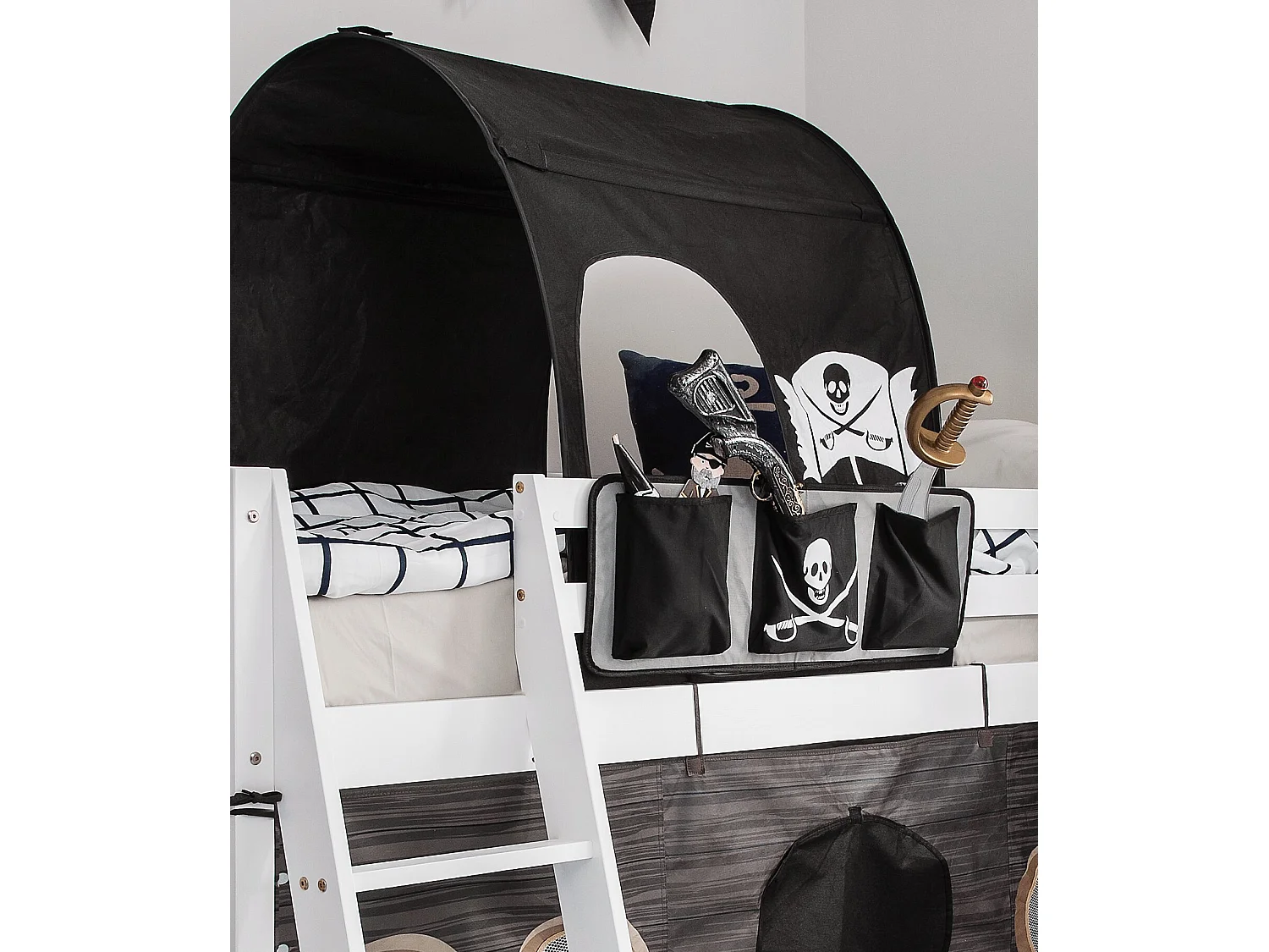 Noa & Nani Tuva Cabin Bed Low with Bunk Underbed Slide & Pirate Hideaway Package in White