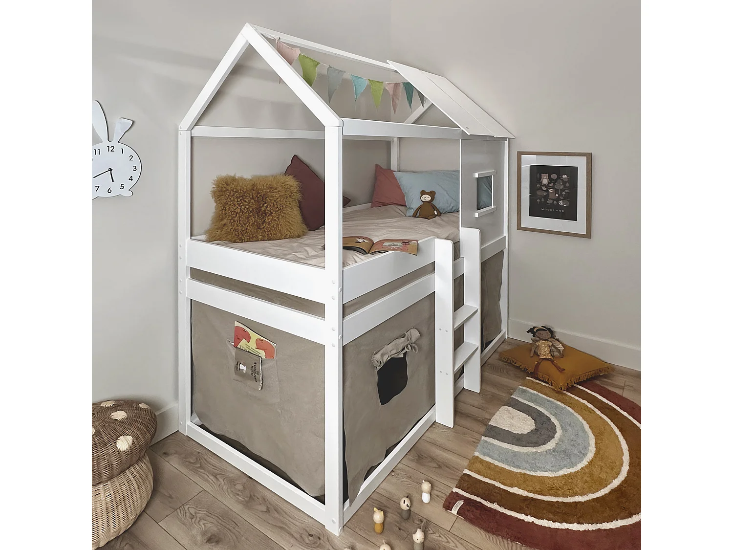 Noa & Nani Luka Treehouse Midsleeper Bed in White