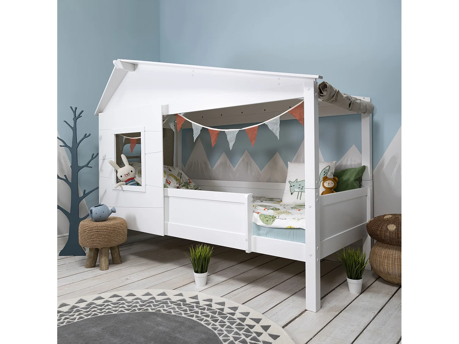 Noa & Nani Inka Treehouse Bed Low in White