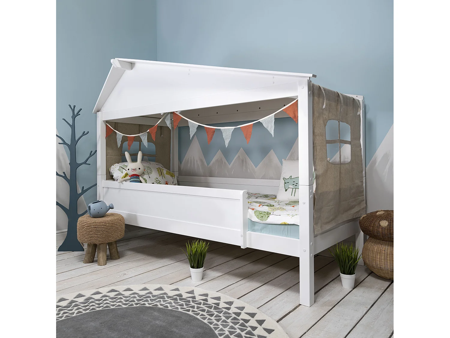 Noa & Nani Inka Treehouse Bed Low in White