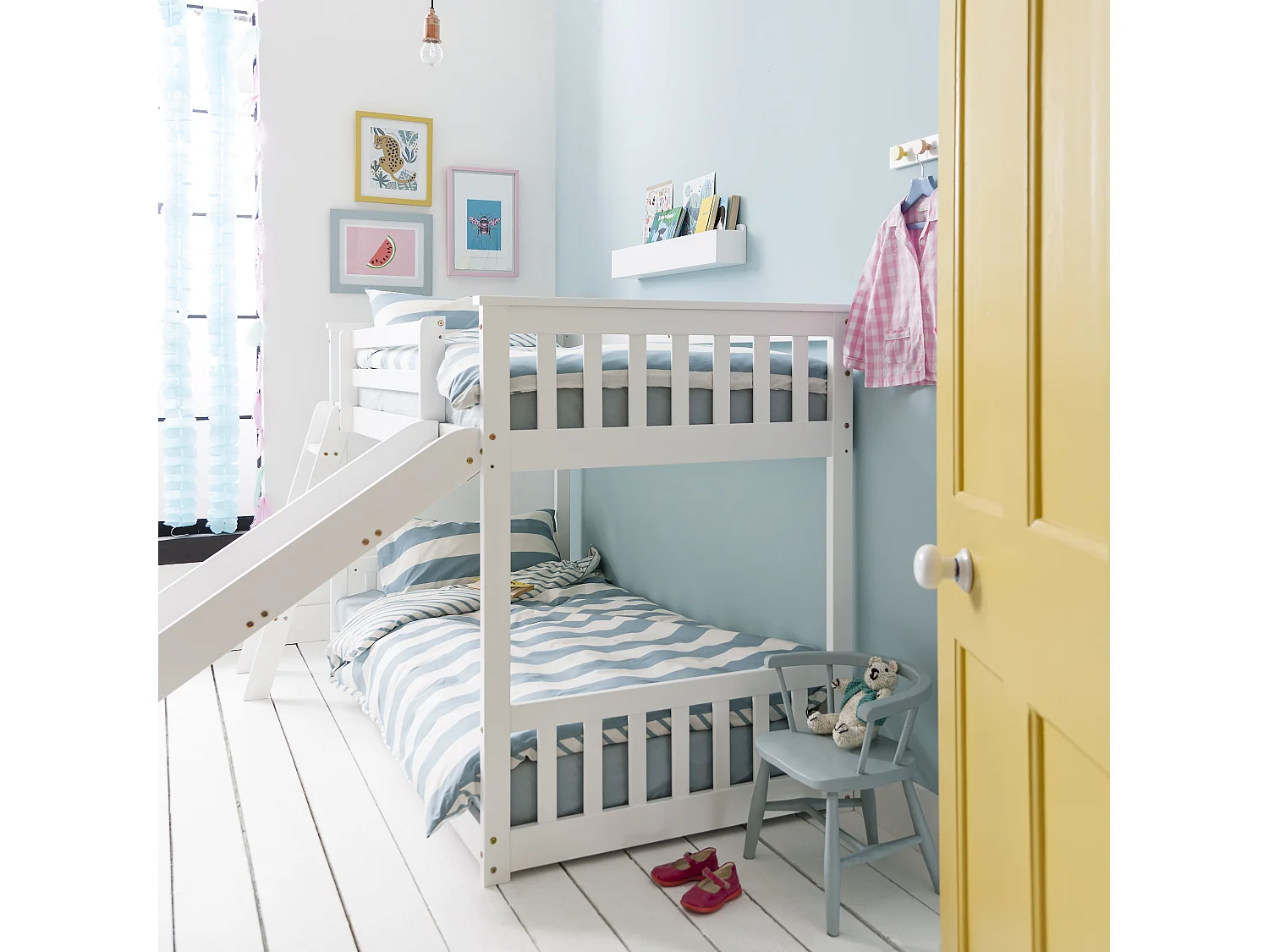 Noa & Nani Tuva Cabin Bed Low with Bunk Underbed, Play Area, Slide & Blue Package in White