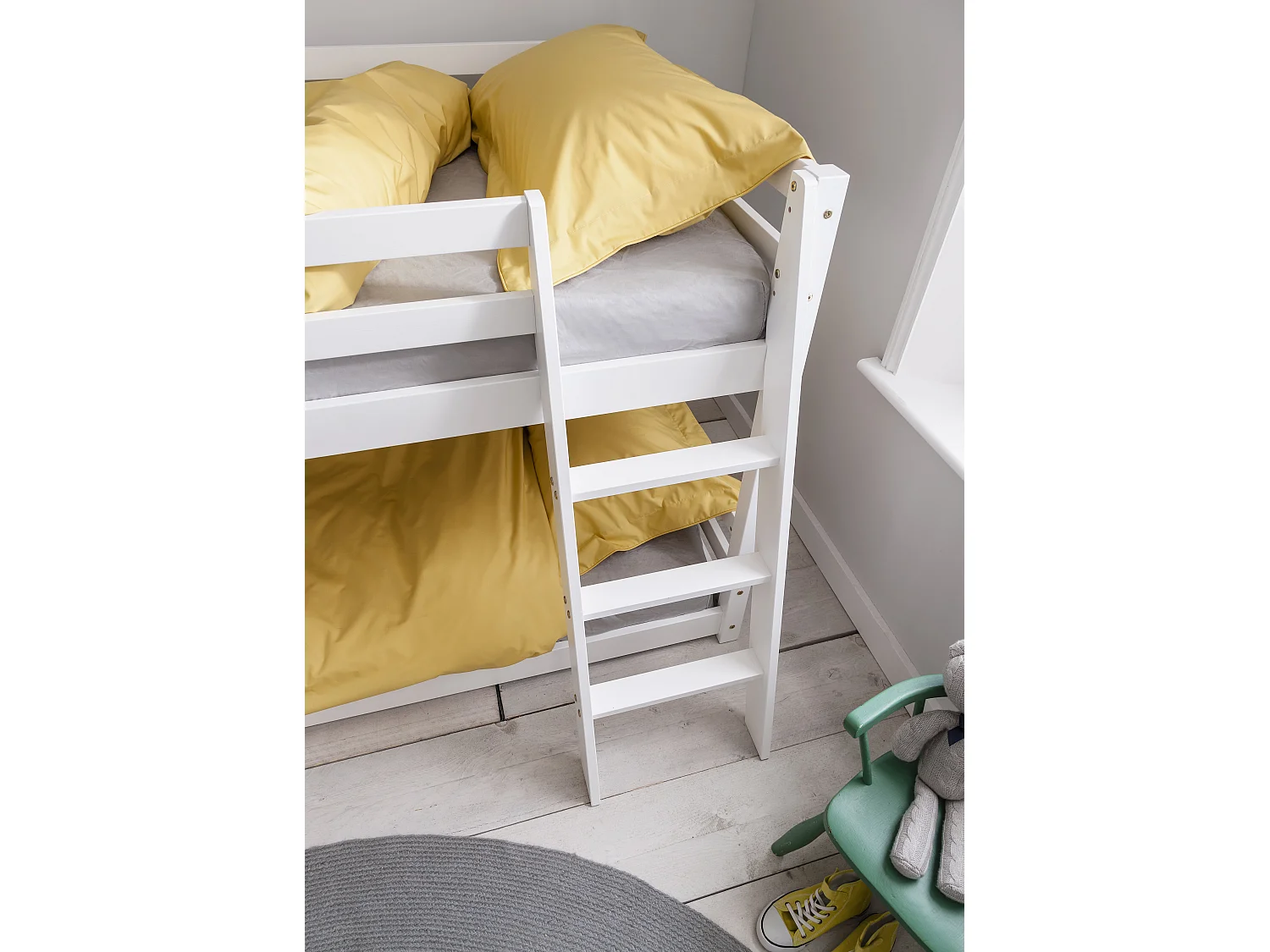Noa & Nani Hilda Low Cabin Bed with Bunk Underbed and Play Area in White